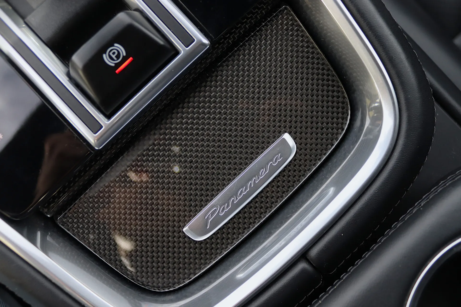 Porsche Panamera Sport Turismo 4 E-Hybrid 38
