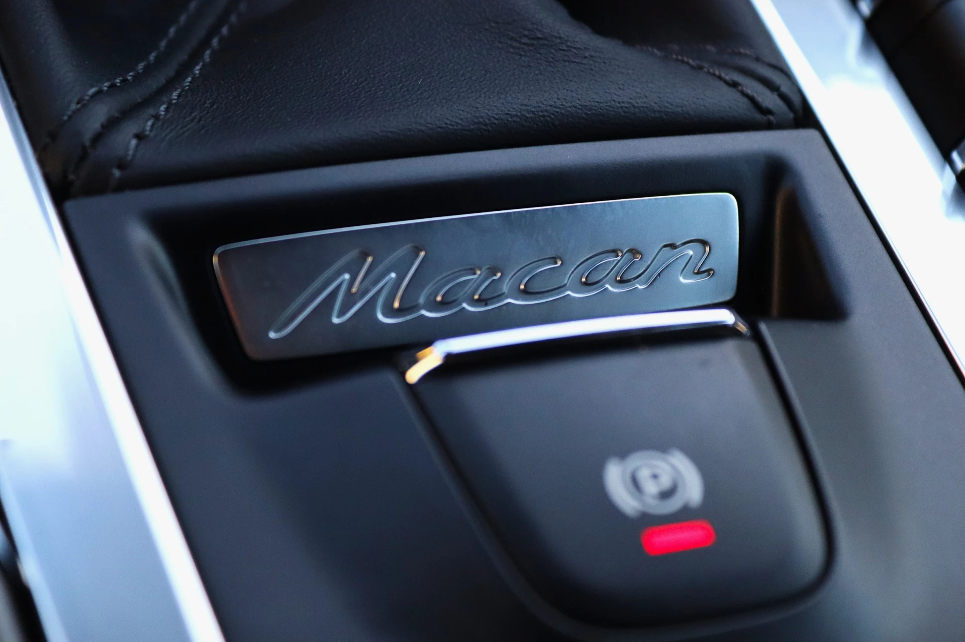 Porsche Macan 2.0 PDK Standard 10
