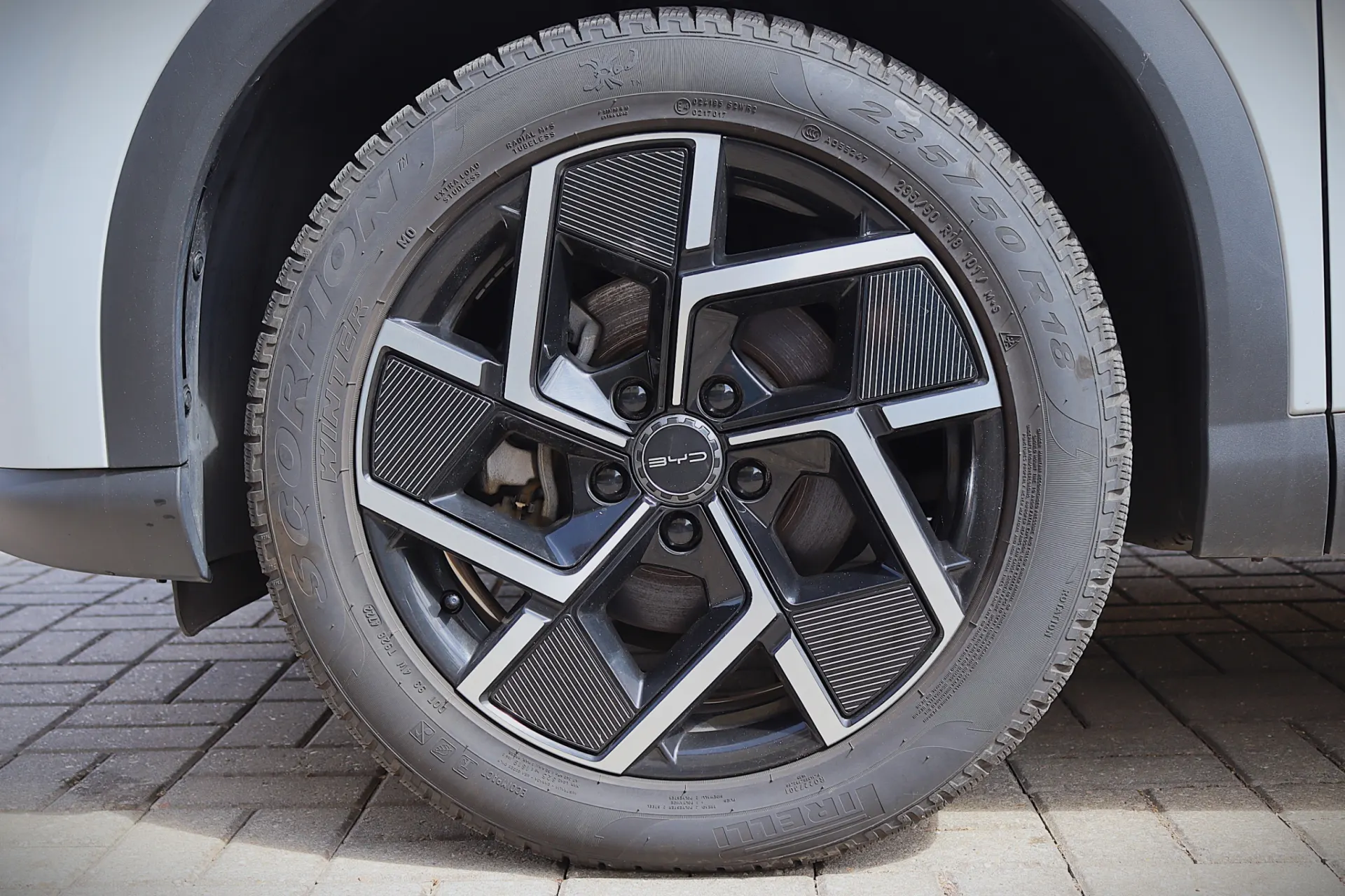 BYD Atto 3 Design 10