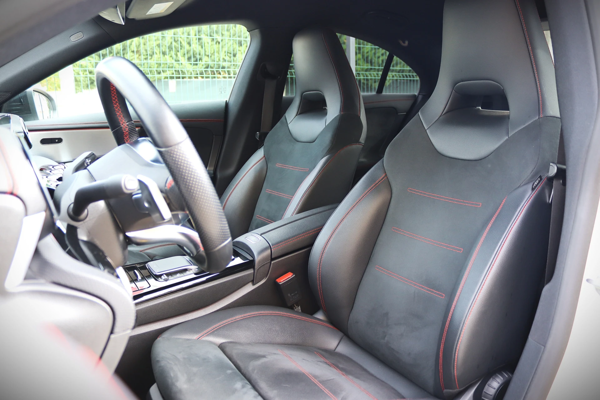 Mercedes-Benz CLA 250 e AMG Line 20