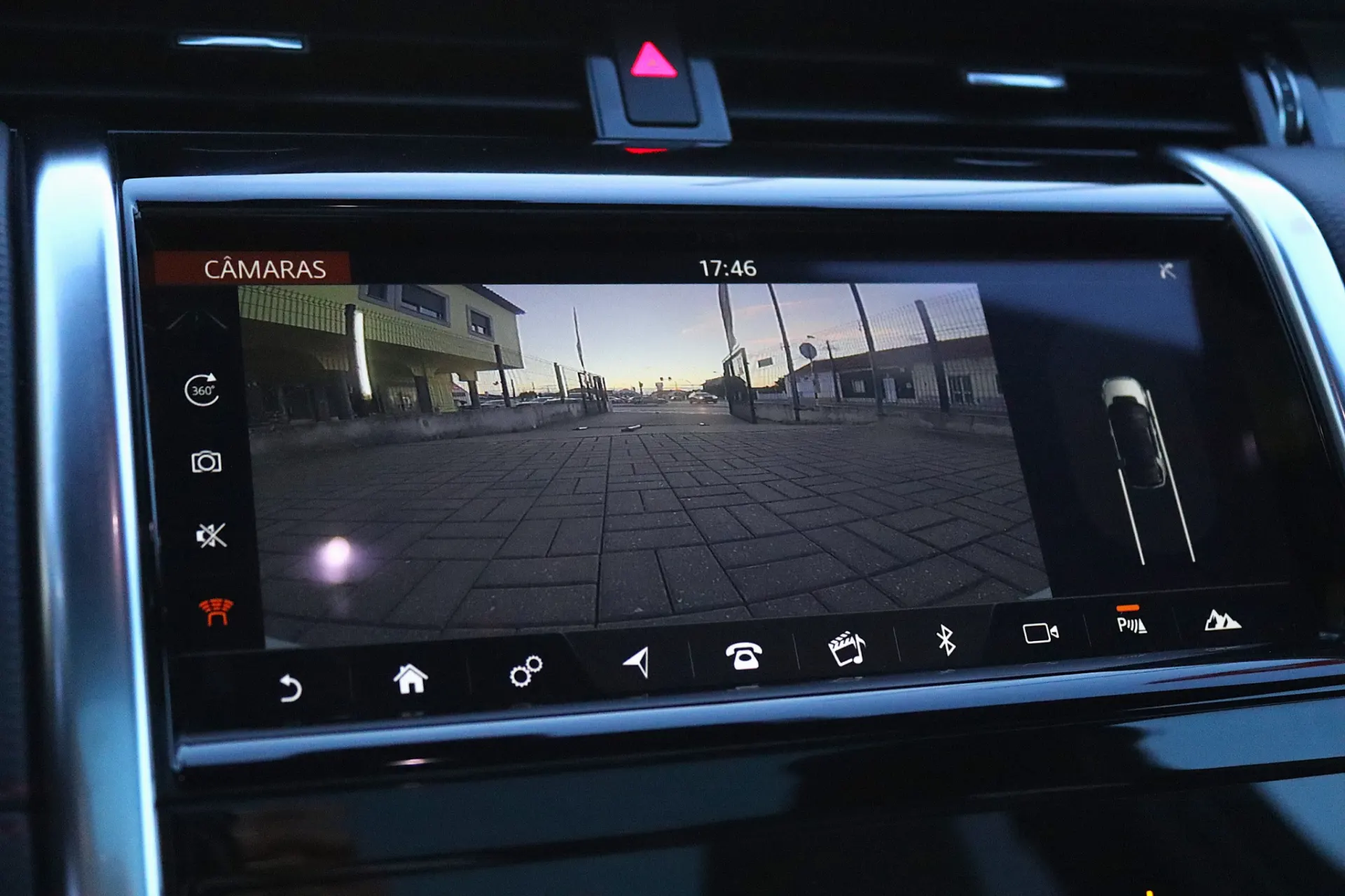 Land Rover Discovery Sport 1.5 I3 P300e AWD Dynamic SE 35