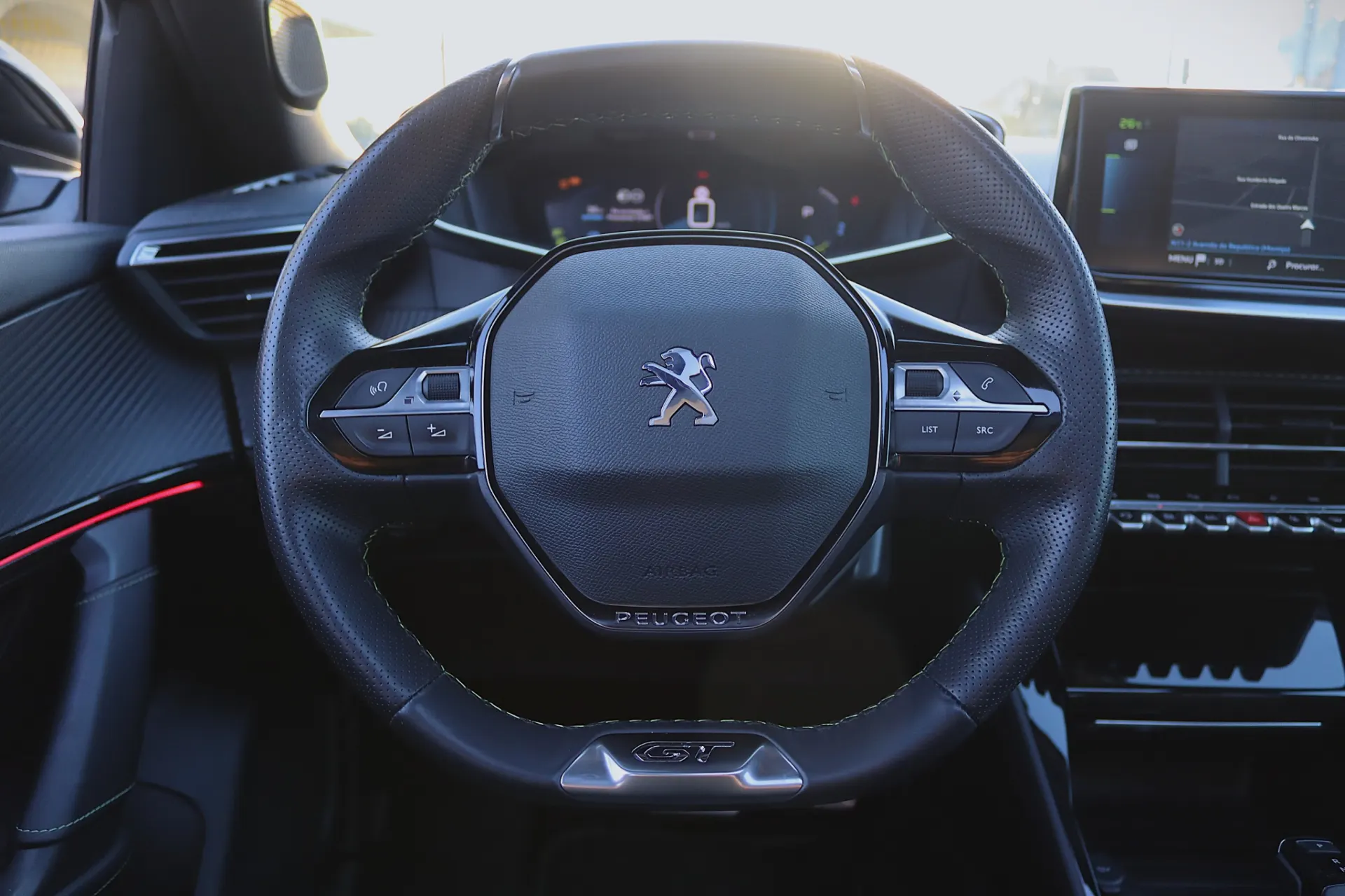 Peugeot e-2008 50 kWh GT 23