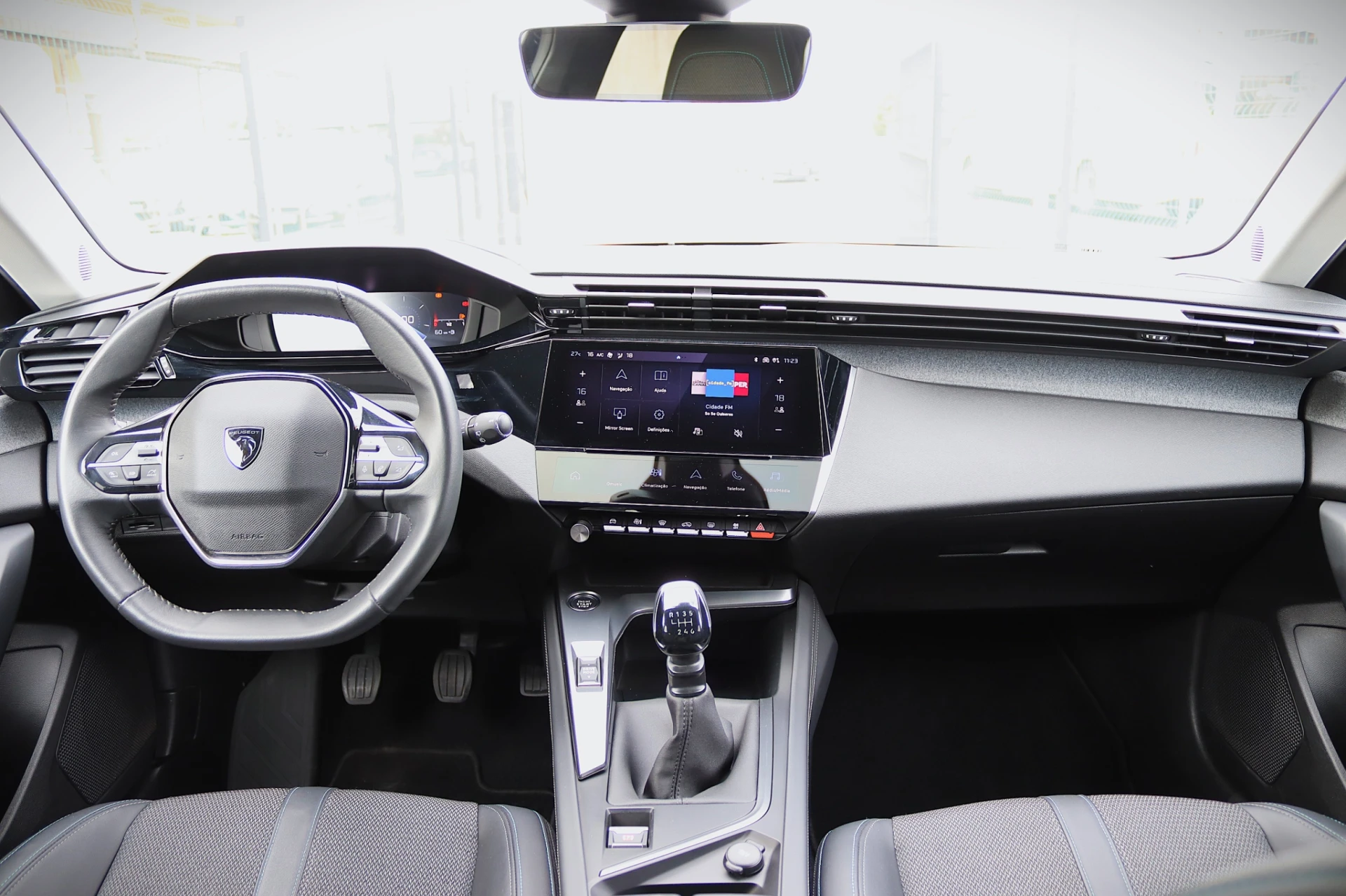 Peugeot 308 SW 1.2 PureTech Allure Full LED 4