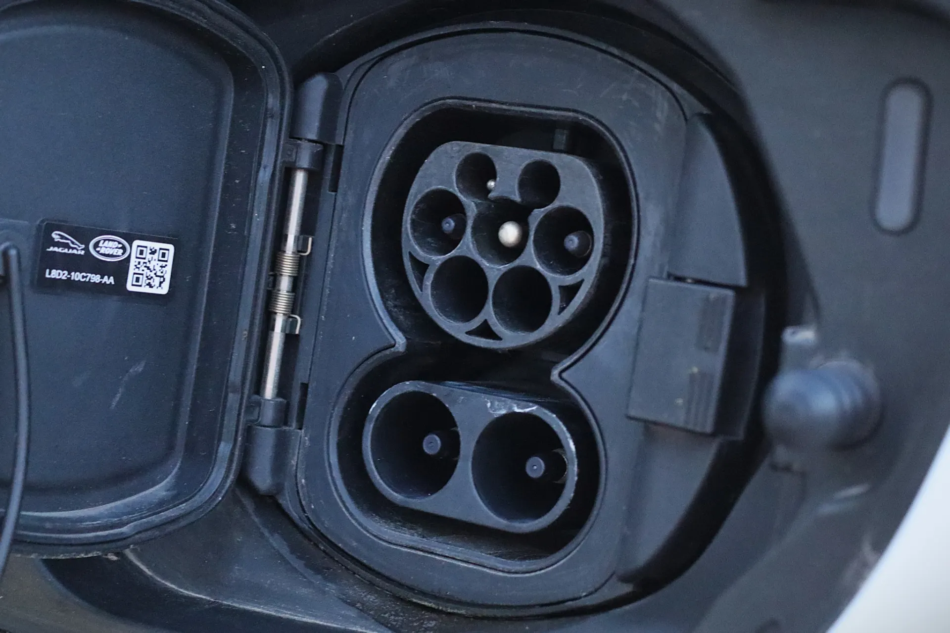 Land Rover Discovery Sport 1.5 I3 P300e AWD Dynamic SE 20