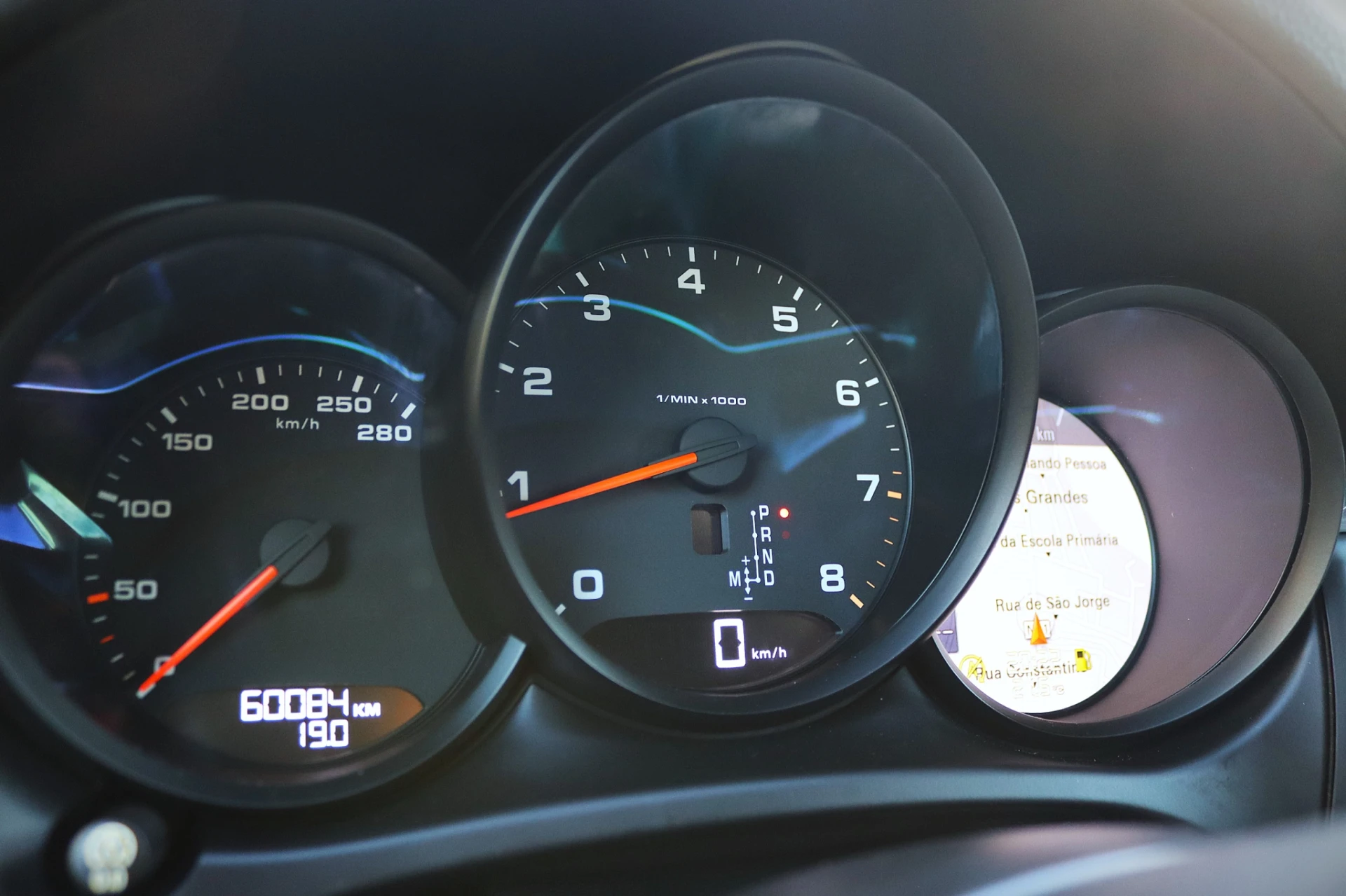 Porsche Macan 2.0 PDK Standard 23
