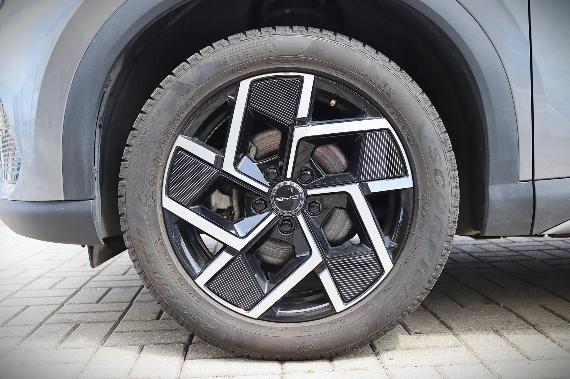 BYD Atto 3 Design 15