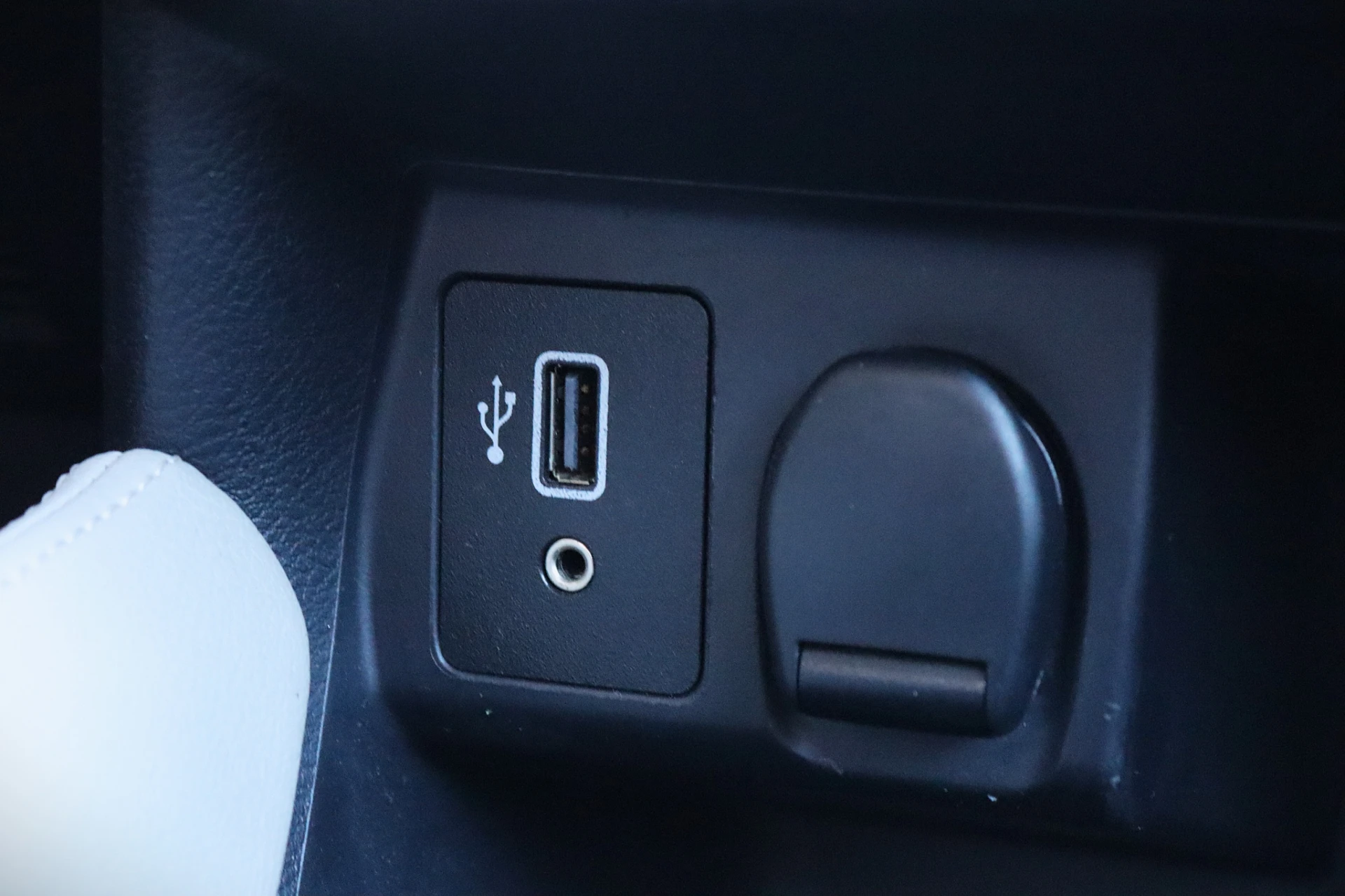 Nissan Micra 1.0 IG-T N-Connecta 22