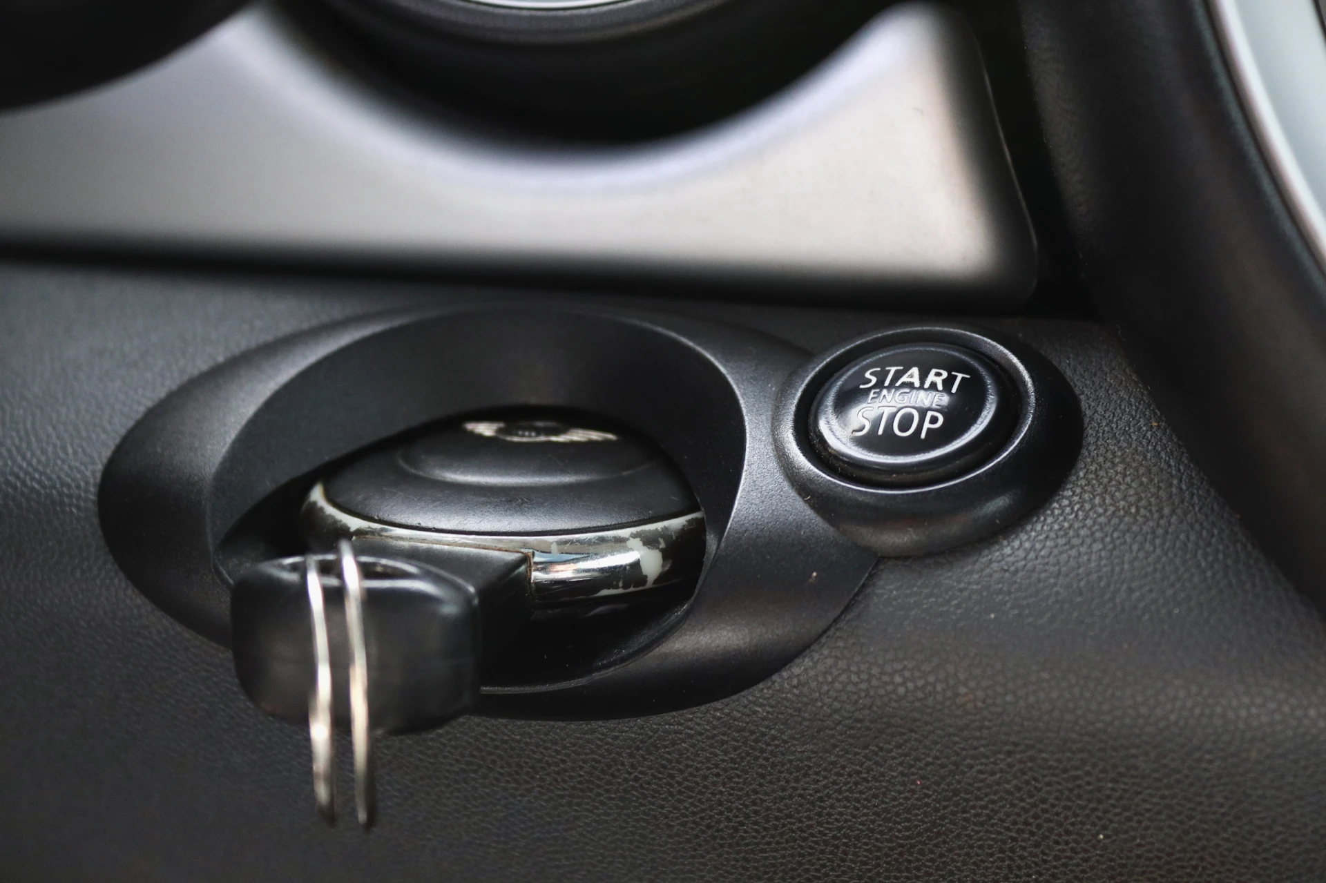 MINI 3 Portas Cooper D 5