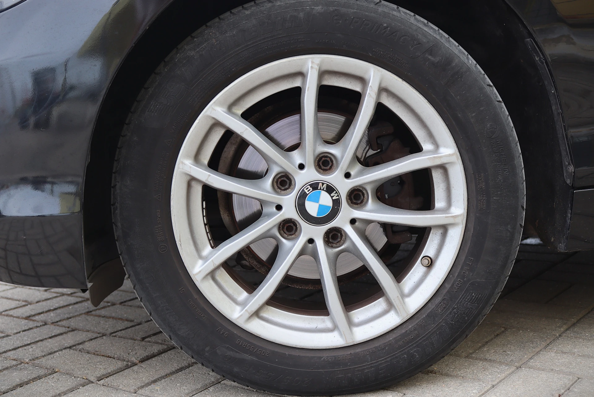 BMW 114 d Line Sport 12