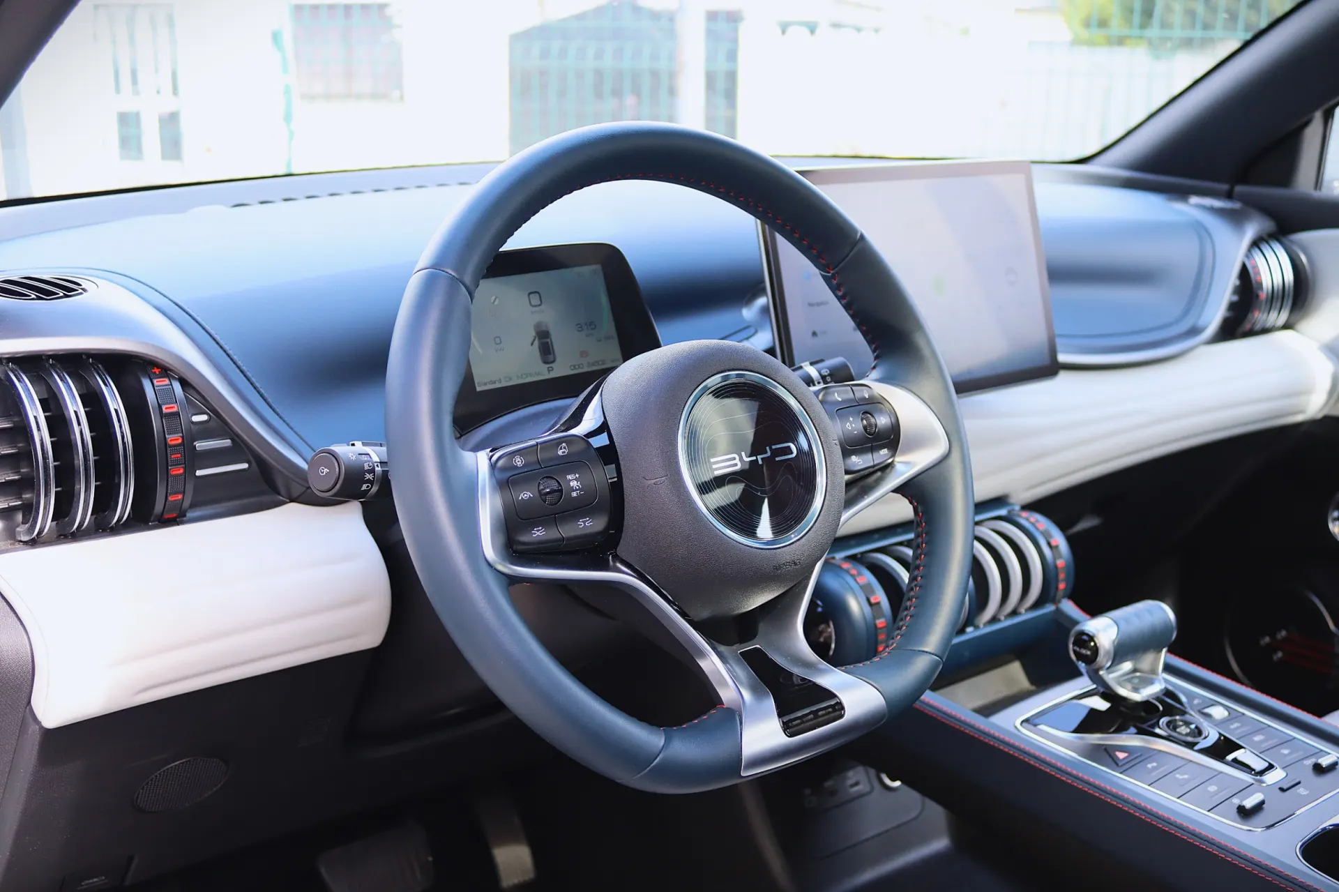 BYD Atto 3 Design 16