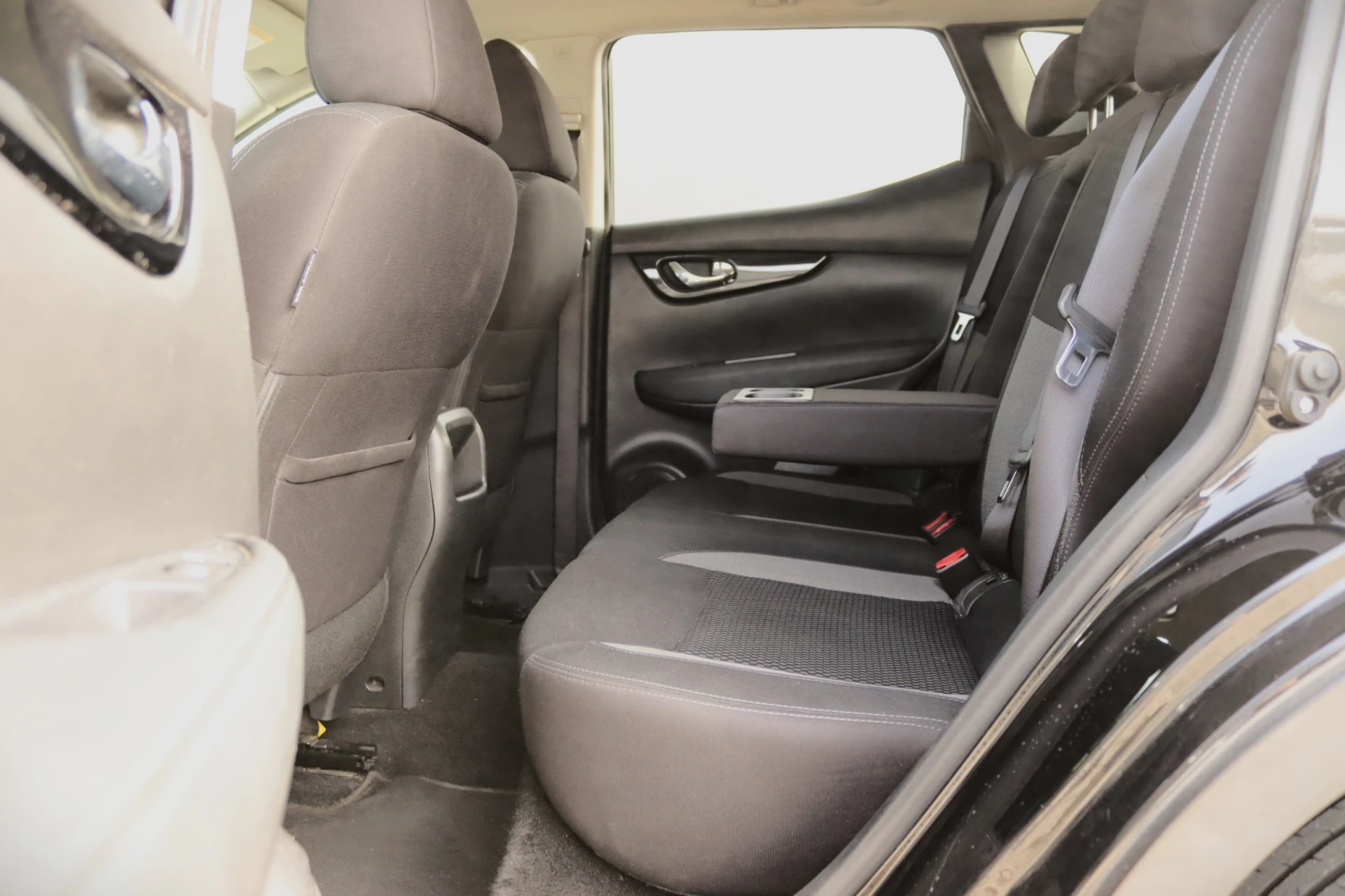 Nissan Qashqai 1.5 DCI N-Connecta 19