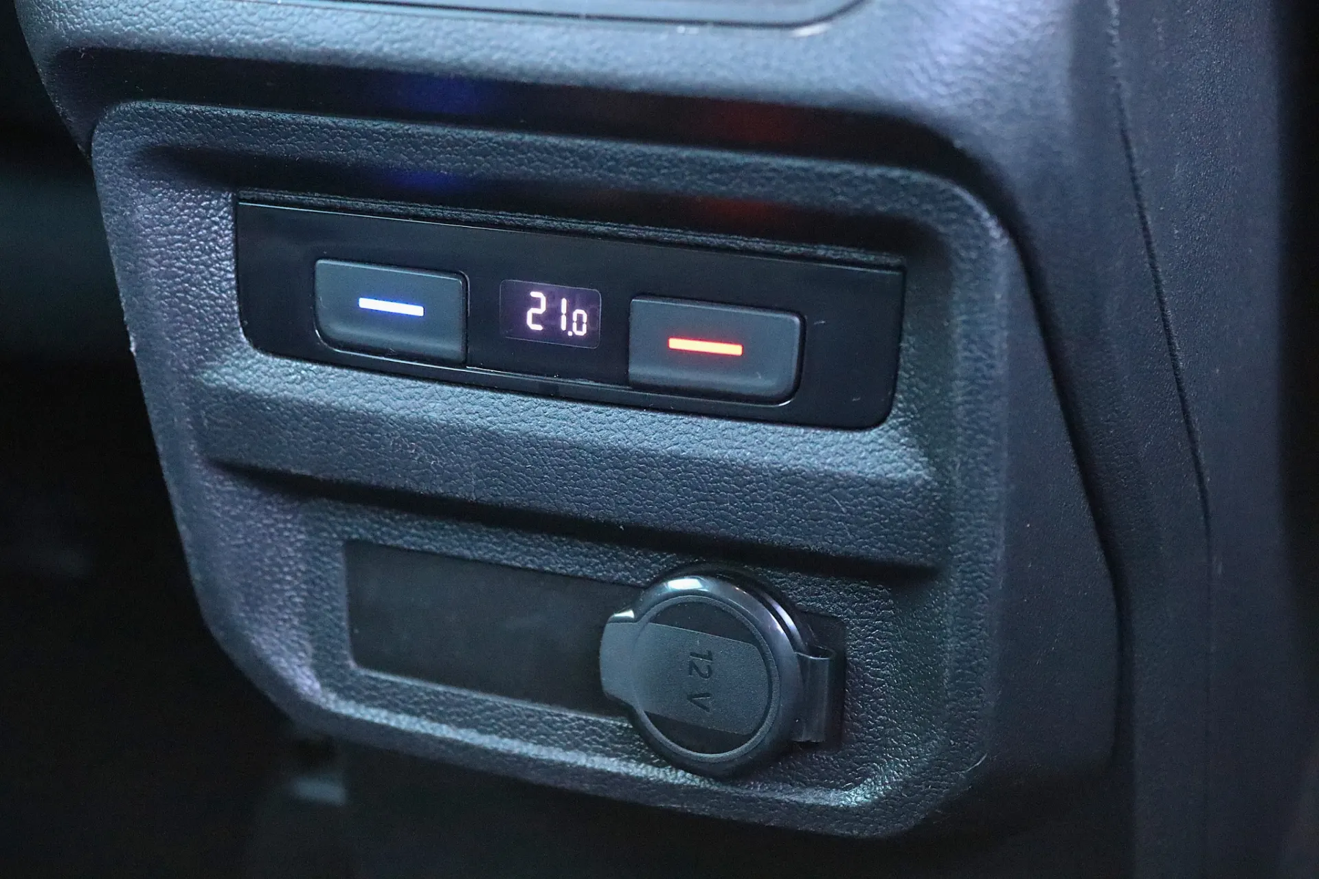 Volkswagen Tiguan 1.5 TSI Confortline 30