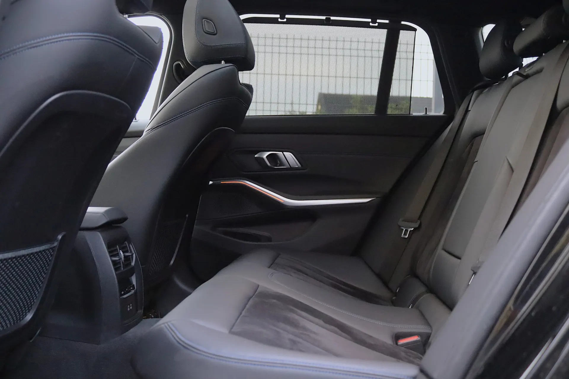 BMW 320 e Touring Pack M Auto 14