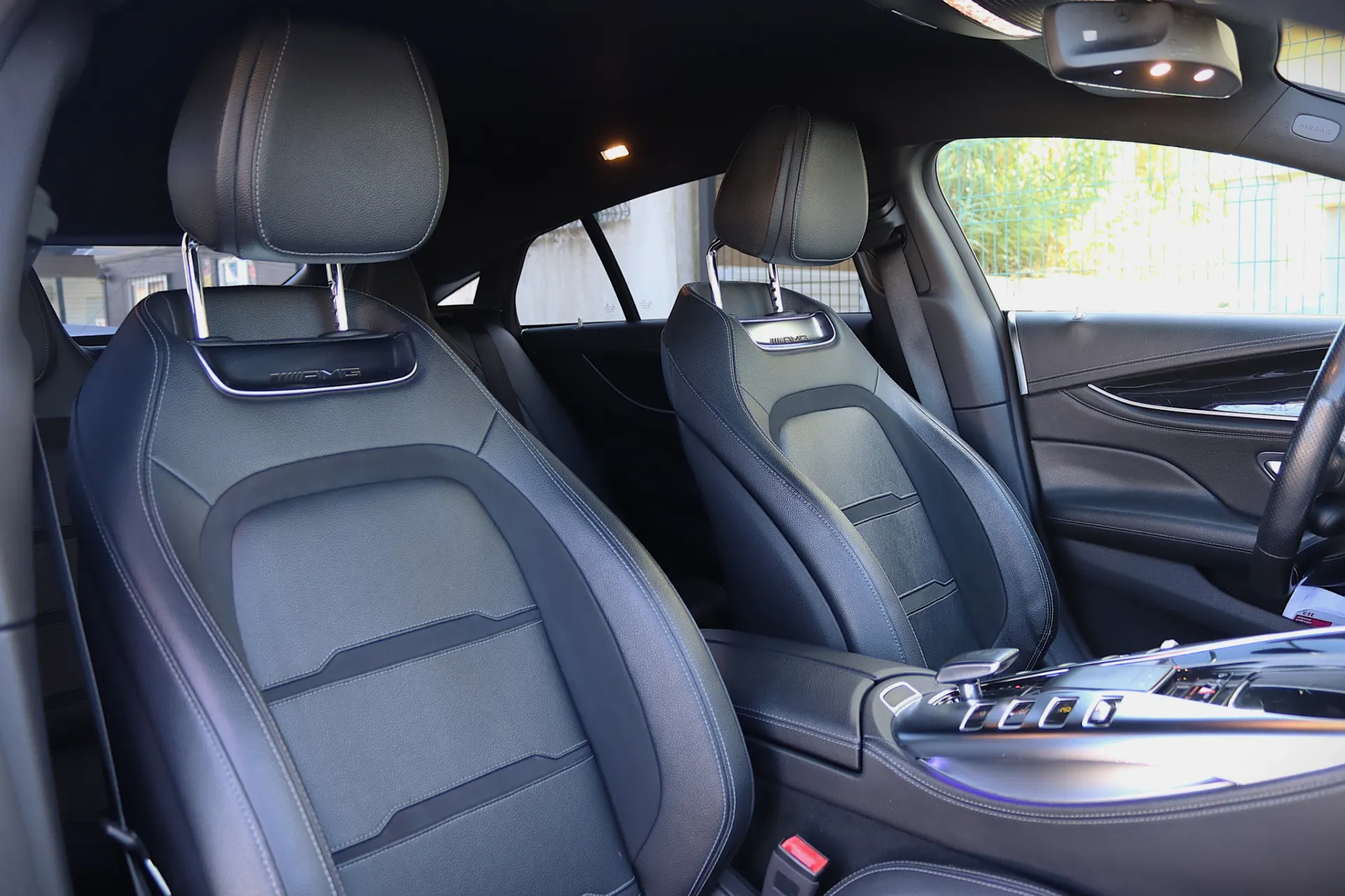 Mercedes-Benz AMG GT 53 4Matic+ 34