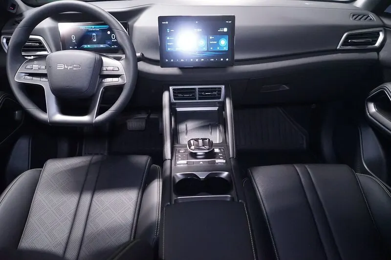 BYD Atto 2 45.1 kWh Boost 7