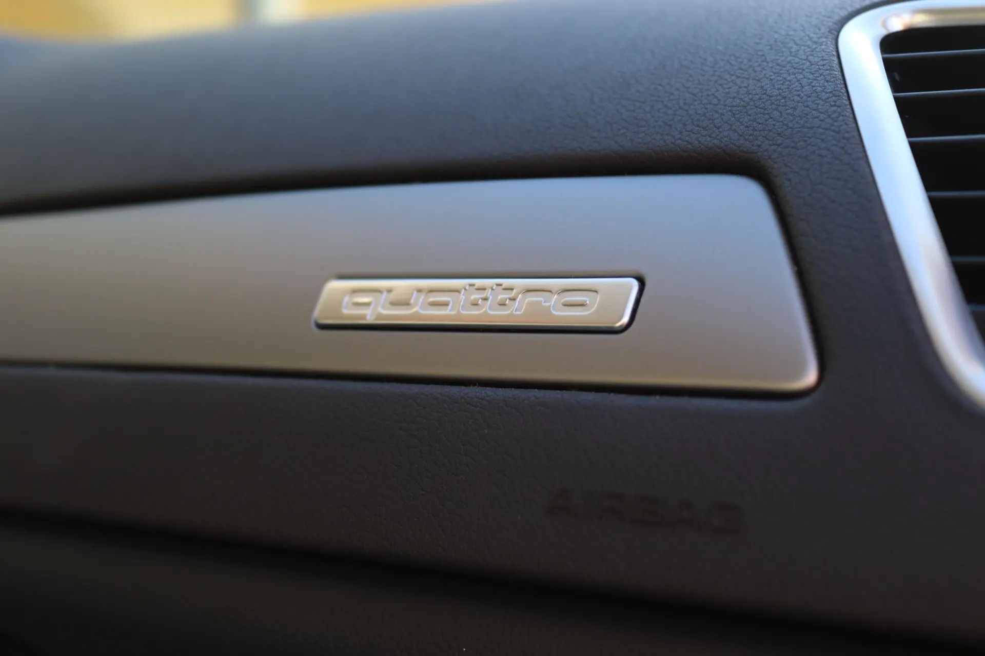 Audi A4 Allroad 2.0 TDI quattro Advance S tronic 8