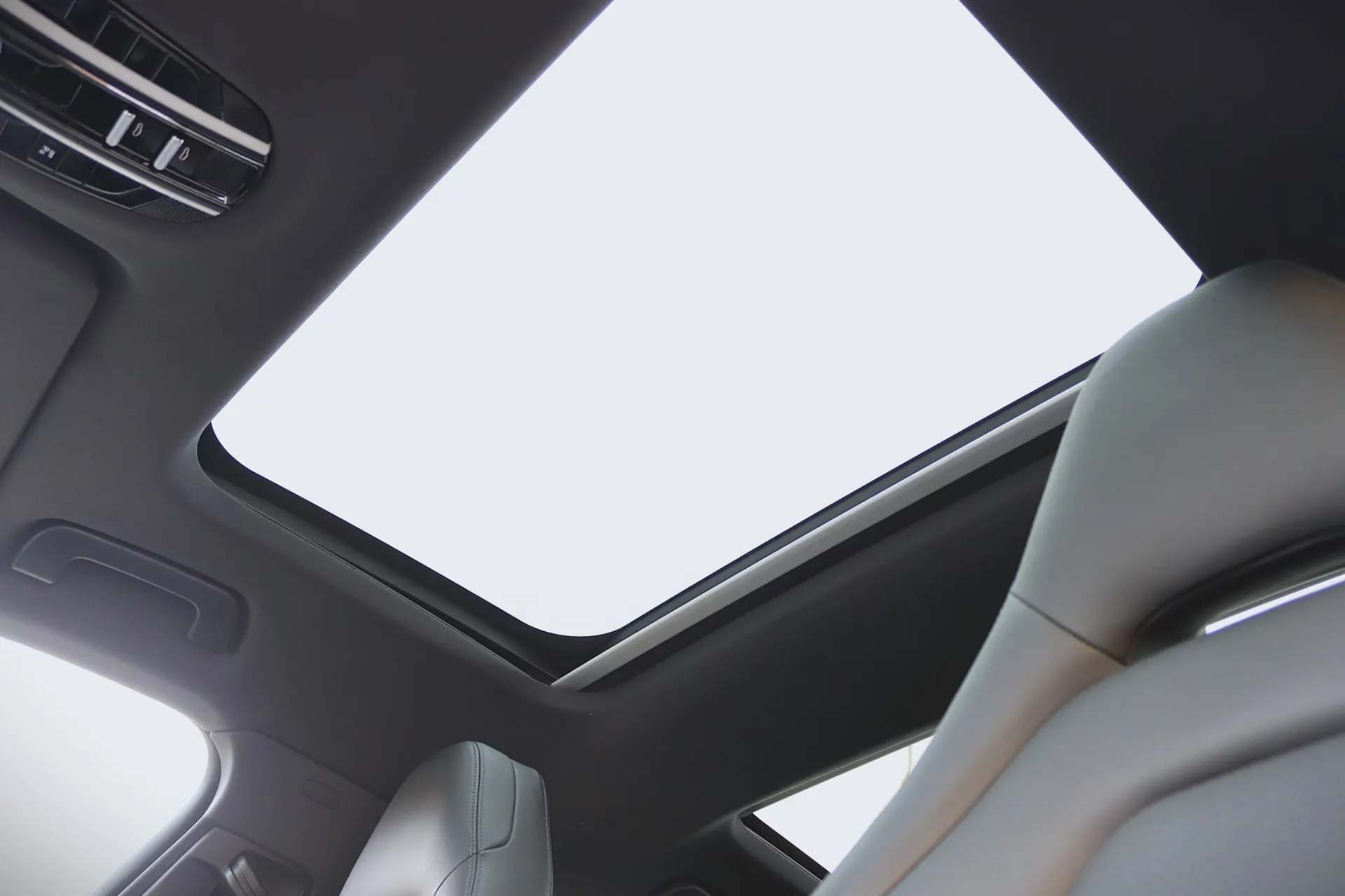 Porsche Panamera 4S E-Hybrid 28