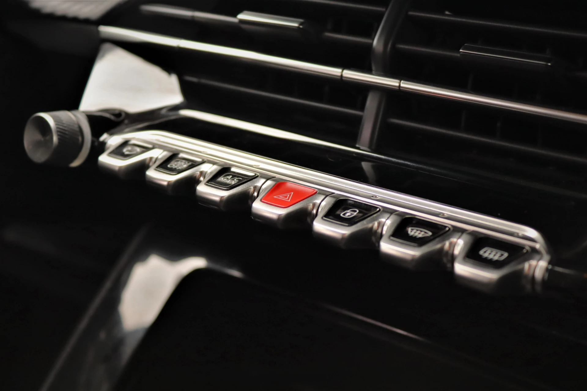 Peugeot 208 1.2 PureTech Active 21