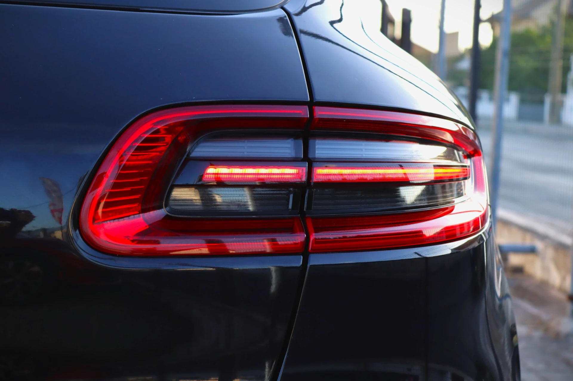 Porsche Macan 2.0 PDK Standard 16