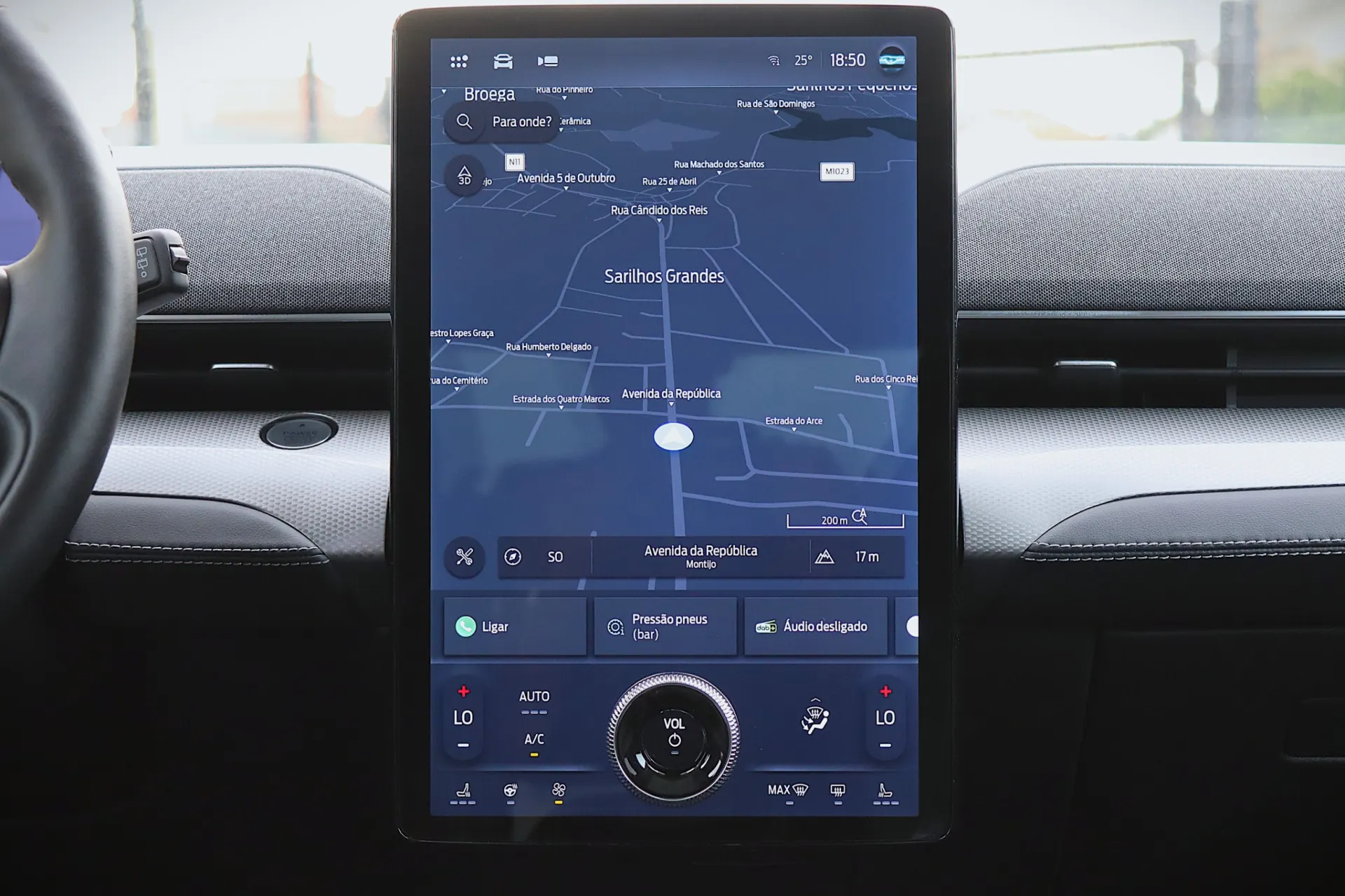 Ford Mustang Mach-E 75.7 kWh Base 31