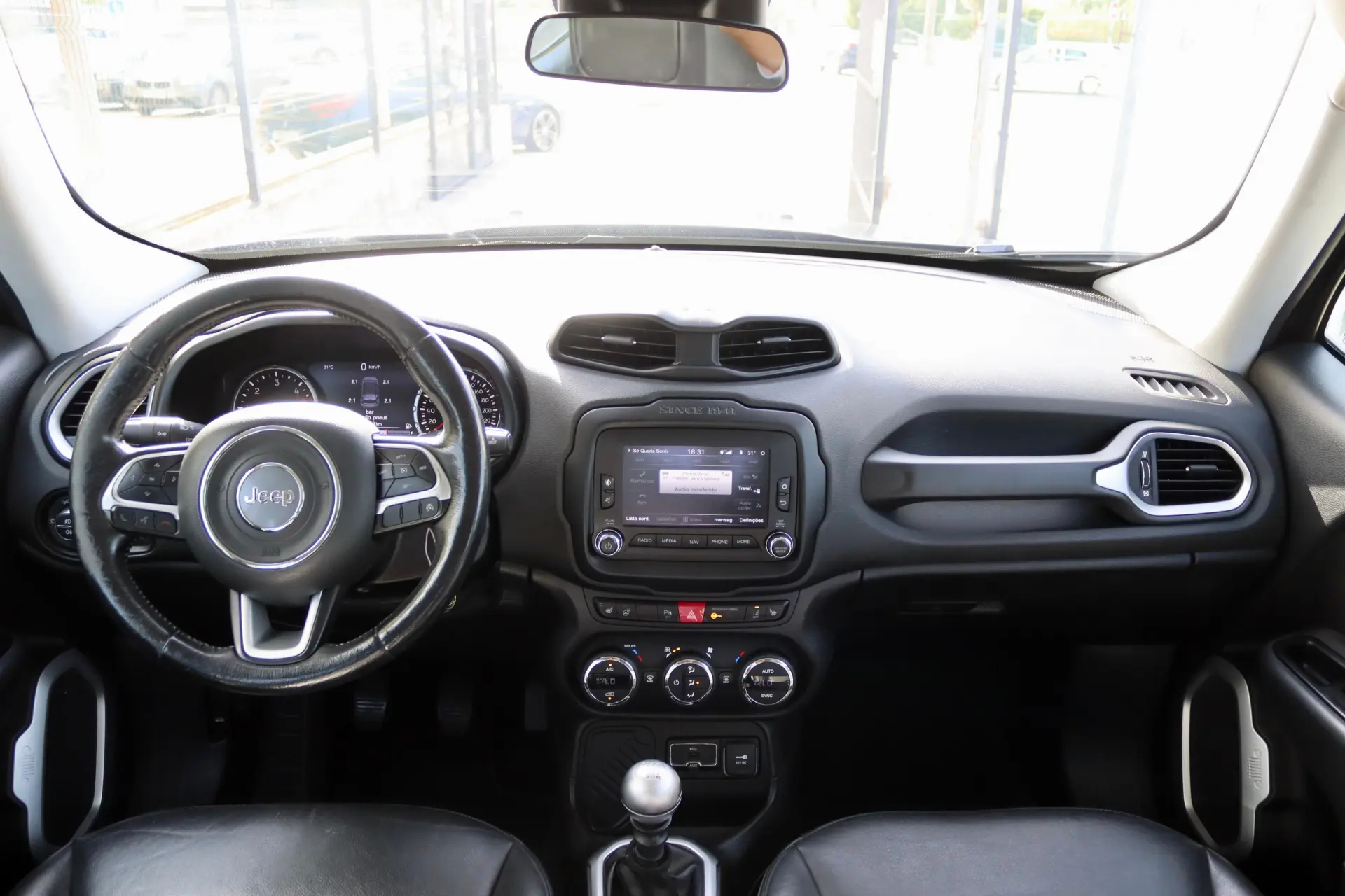 Jeep Renegade 1.6 MJD Limited 4