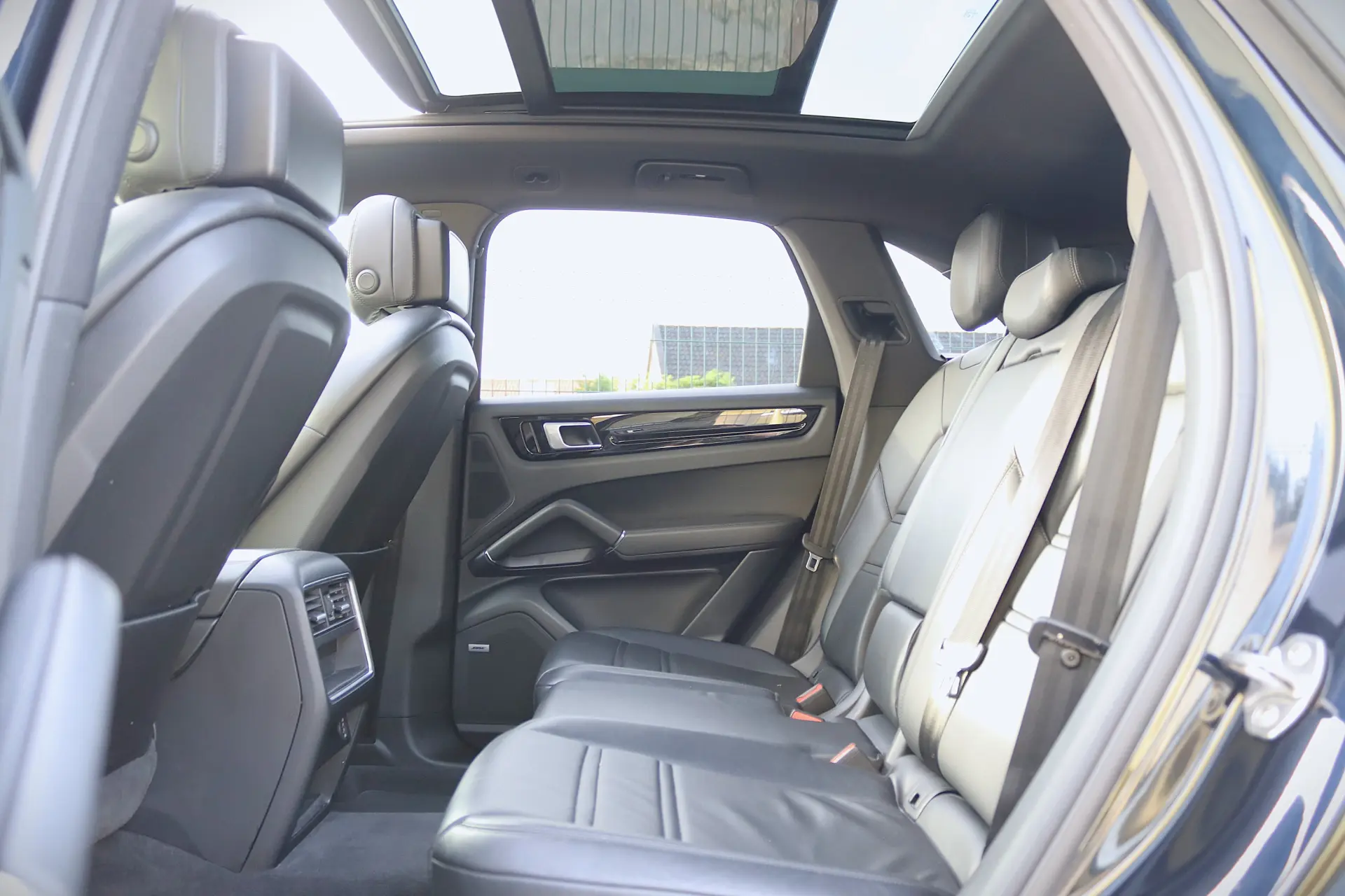 Porsche Cayenne E-Hybrid 34