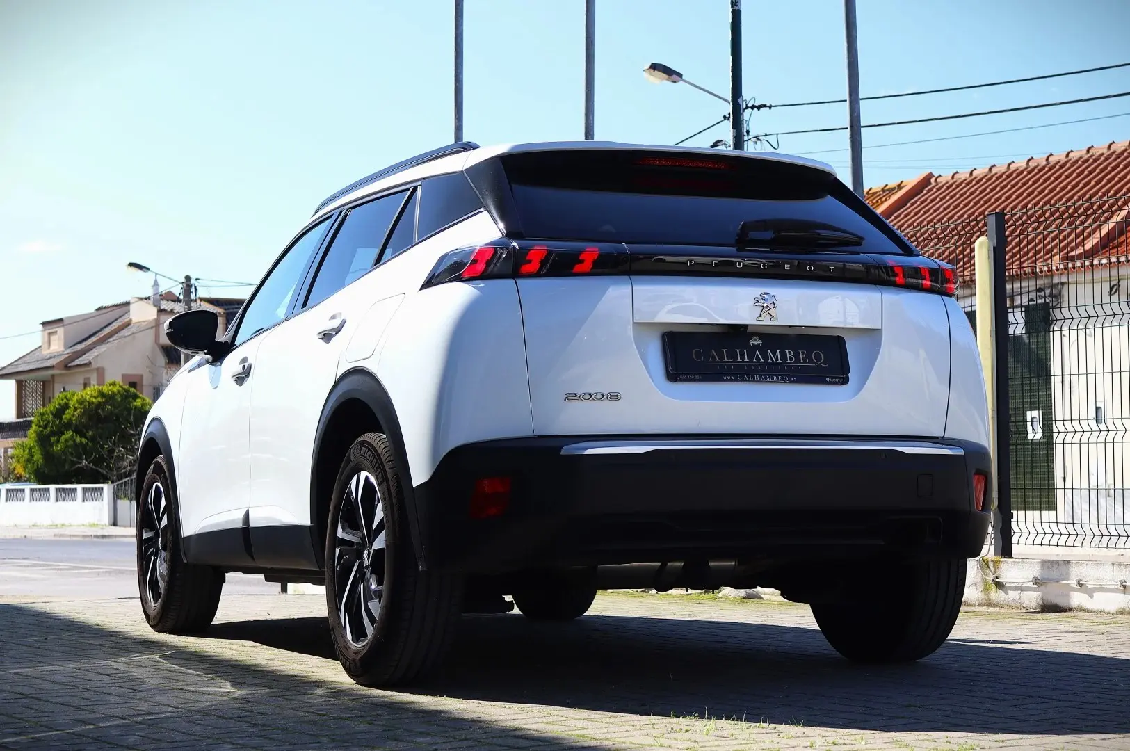 Peugeot 2008 1.5 BlueHDi Allure EAT8 9