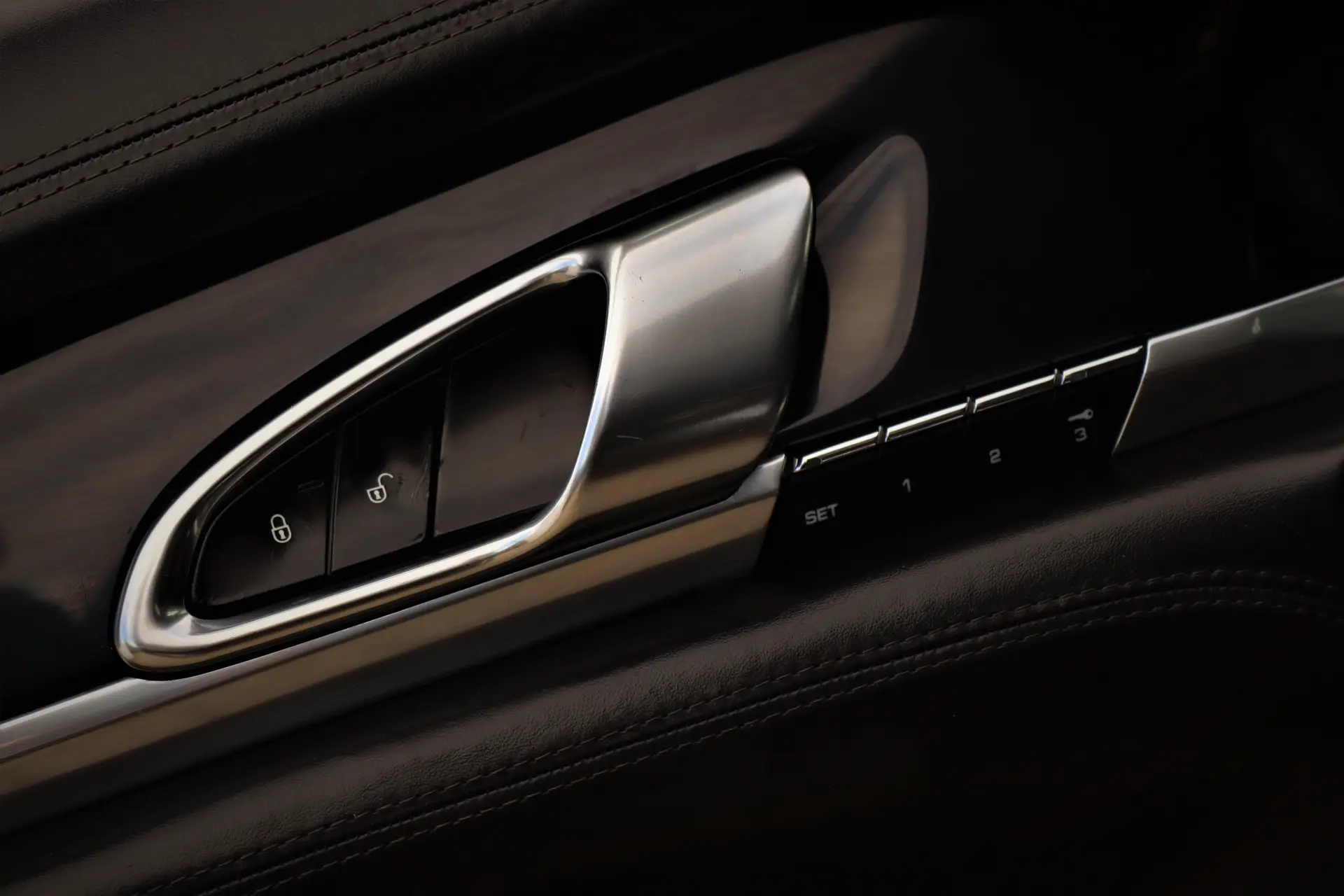 Porsche Panamera 18