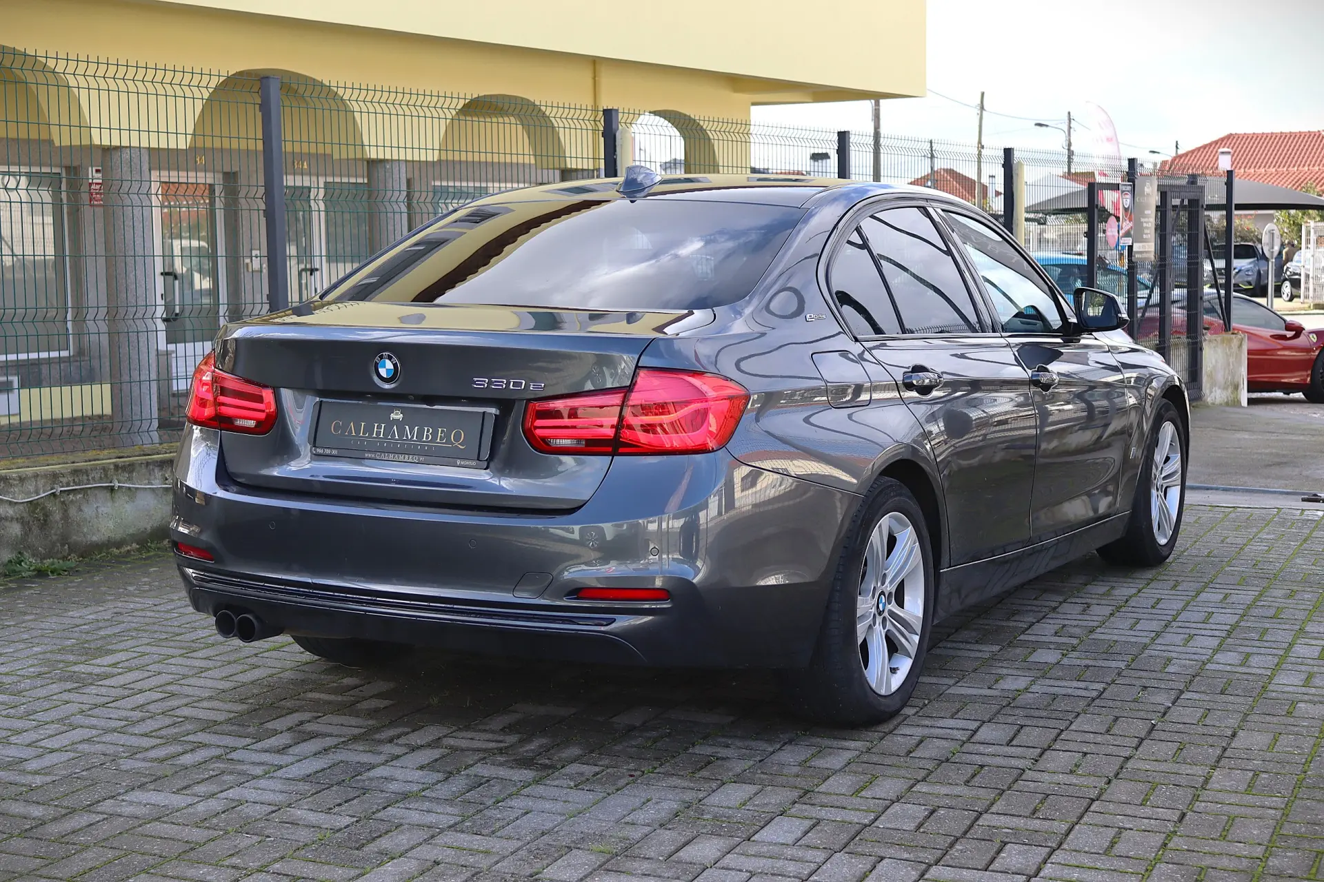 BMW 330 e iPerformance Pack M 3