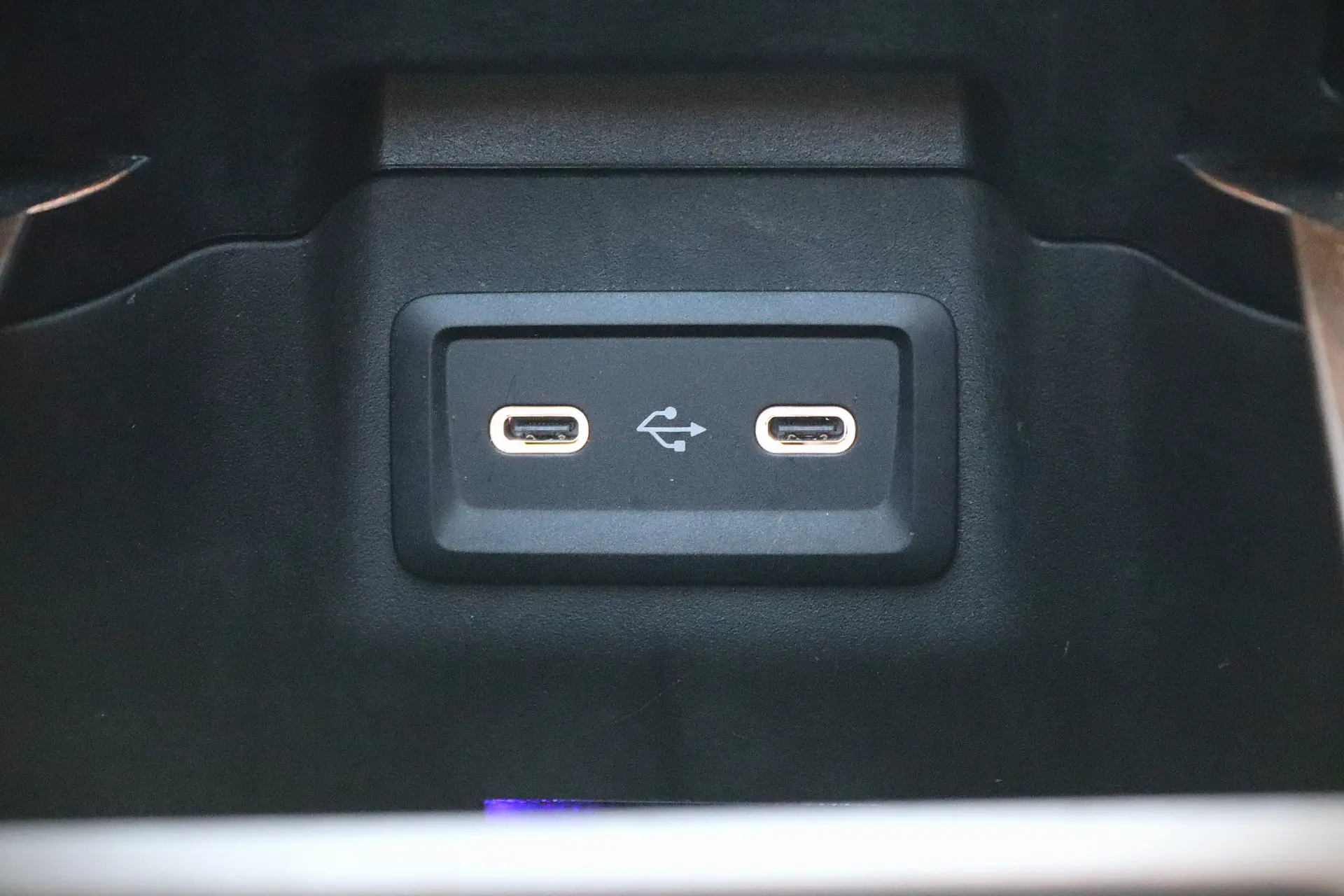 Mercedes-Benz GLC 300 e 4Matic 9G-TRONIC Avantgarde Advanced 37