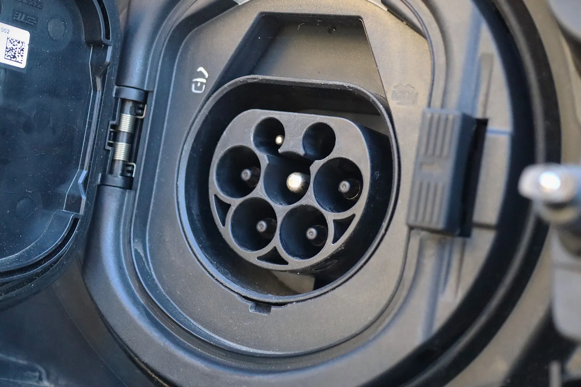 Mercedes-Benz GLC 300 e 4Matic 9G-TRONIC Avantgarde Advanced 15