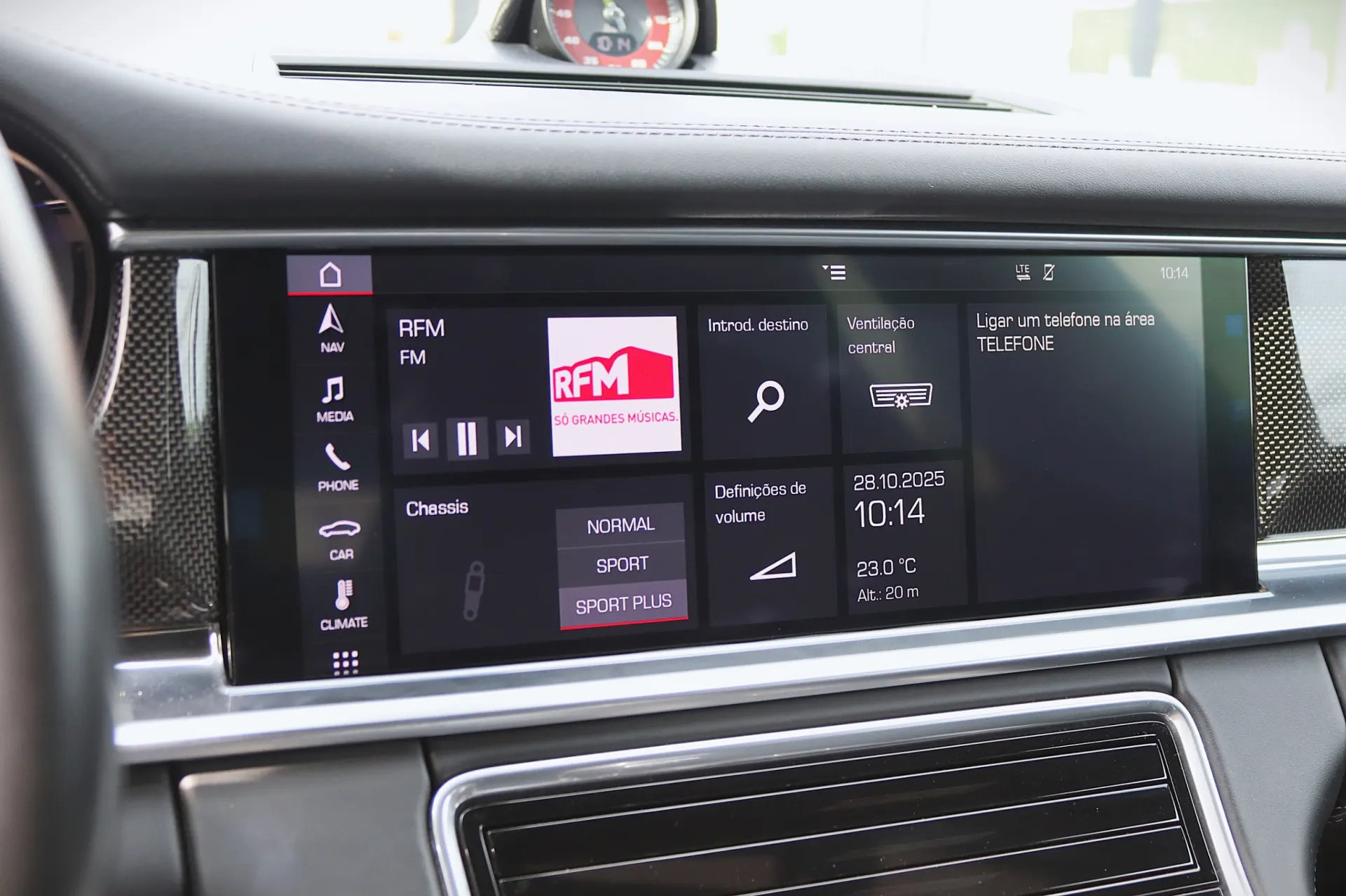 Porsche Panamera Sport Turismo 4 E-Hybrid 32