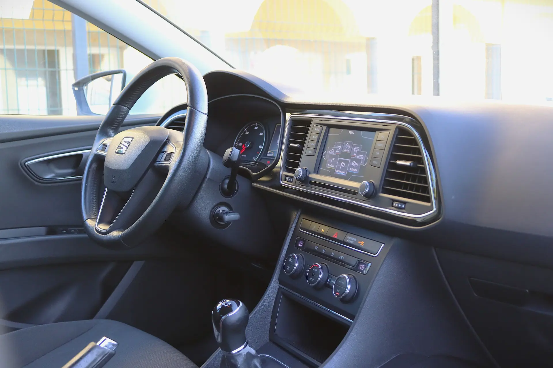 SEAT Leon ST 1.6 TDI Style Ecomotive 19