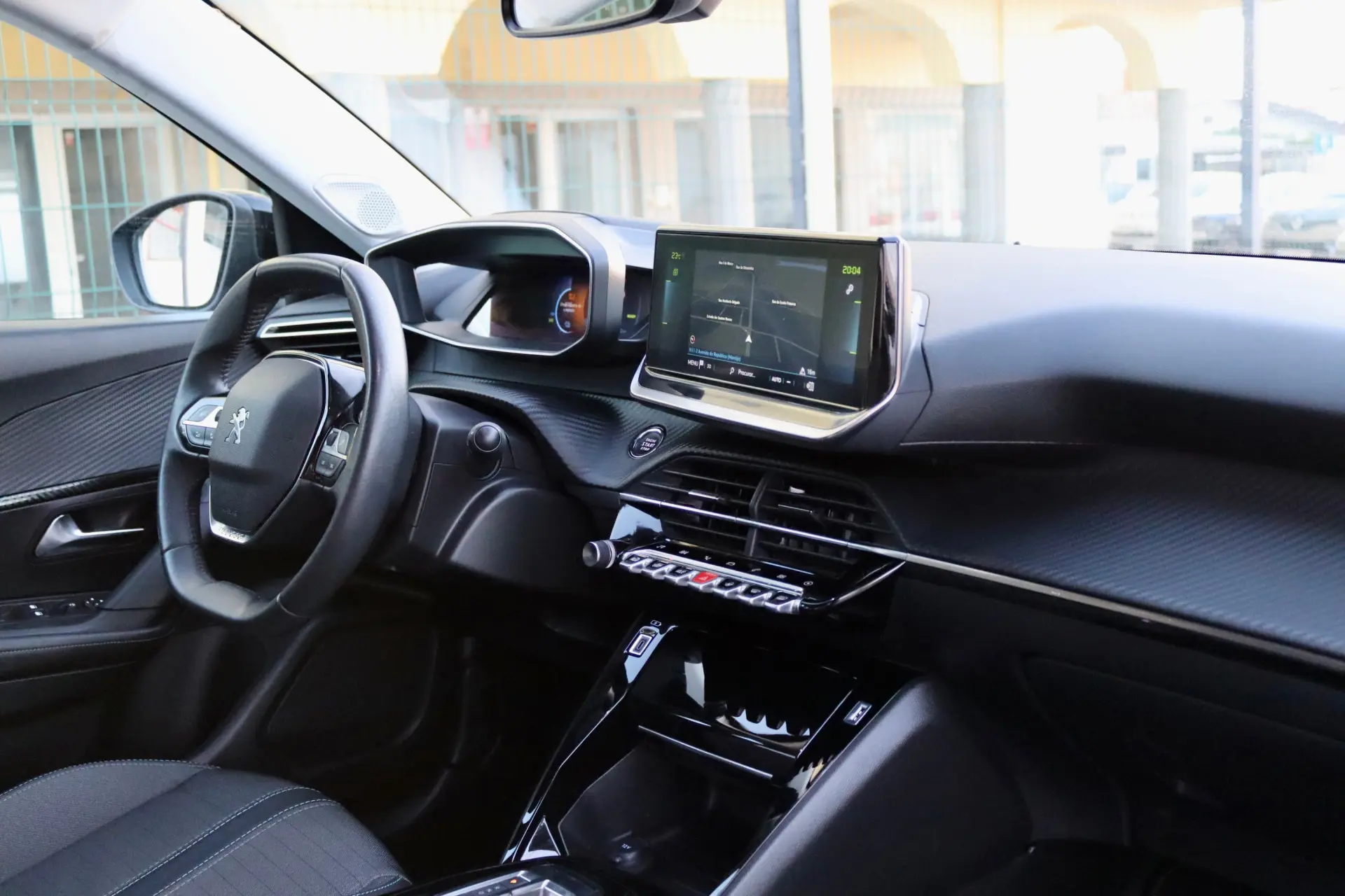 Peugeot e-2008 50 kWh Allure Pack 29