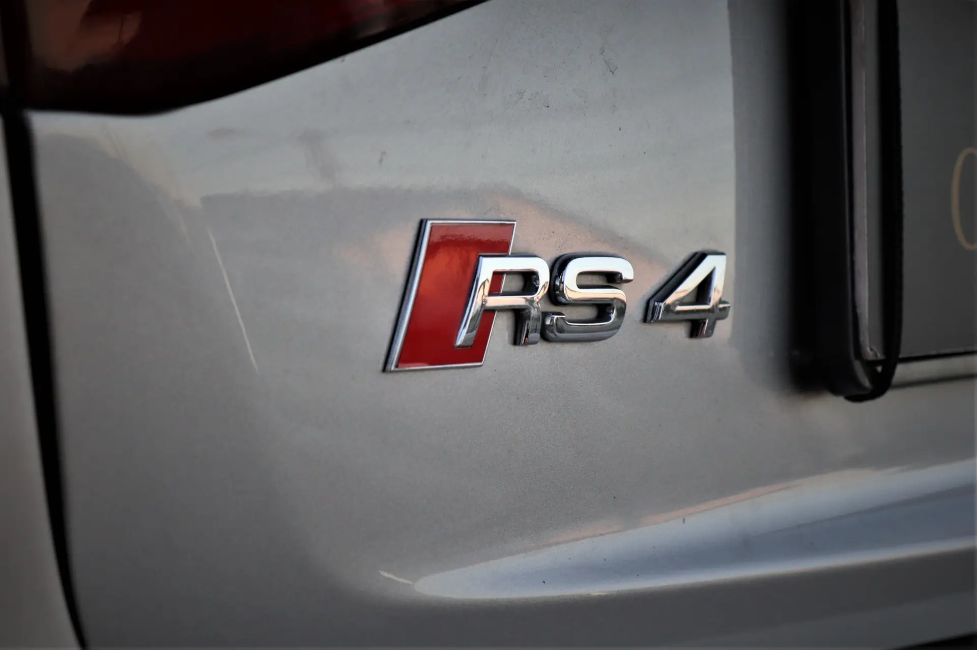 Audi RS4 Avant 4.2 FSi quattro S tronic 15