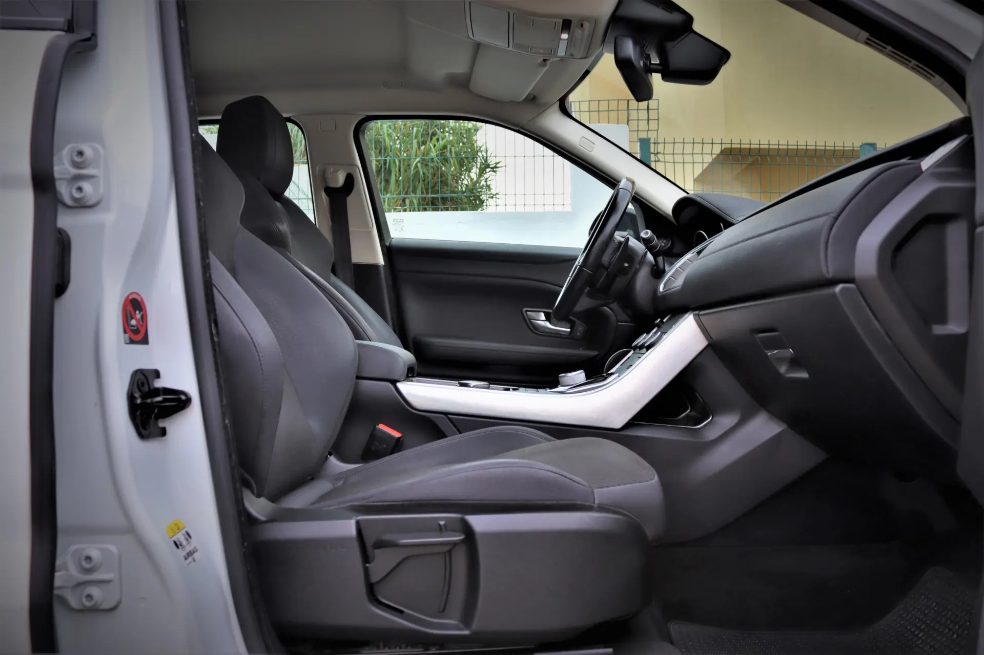 Land Rover Range Rover Evoque 2.0 TD4 SE Auto 6