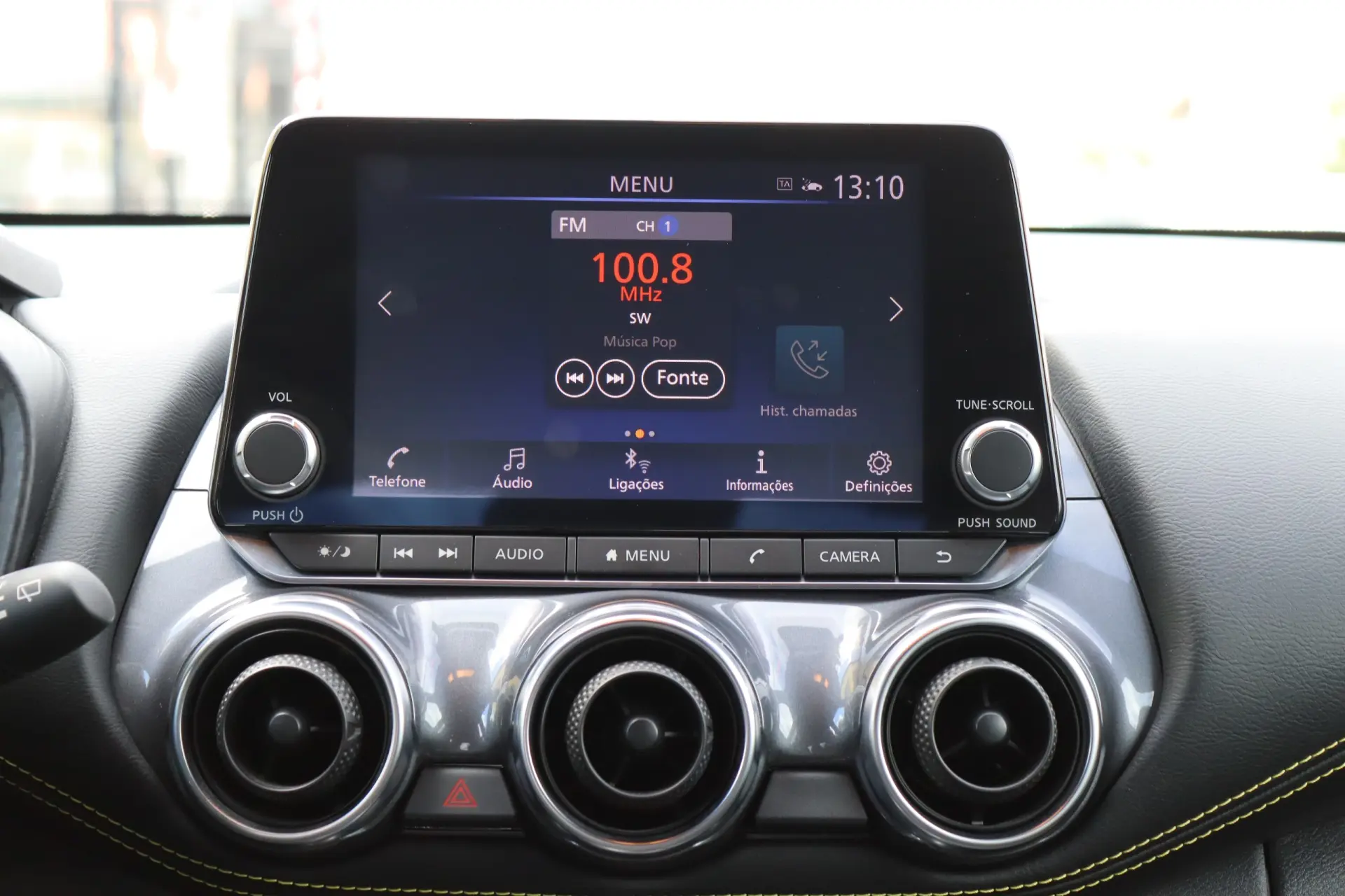 Nissan Juke 1.0 DIG-T Kiiro.DCT 26