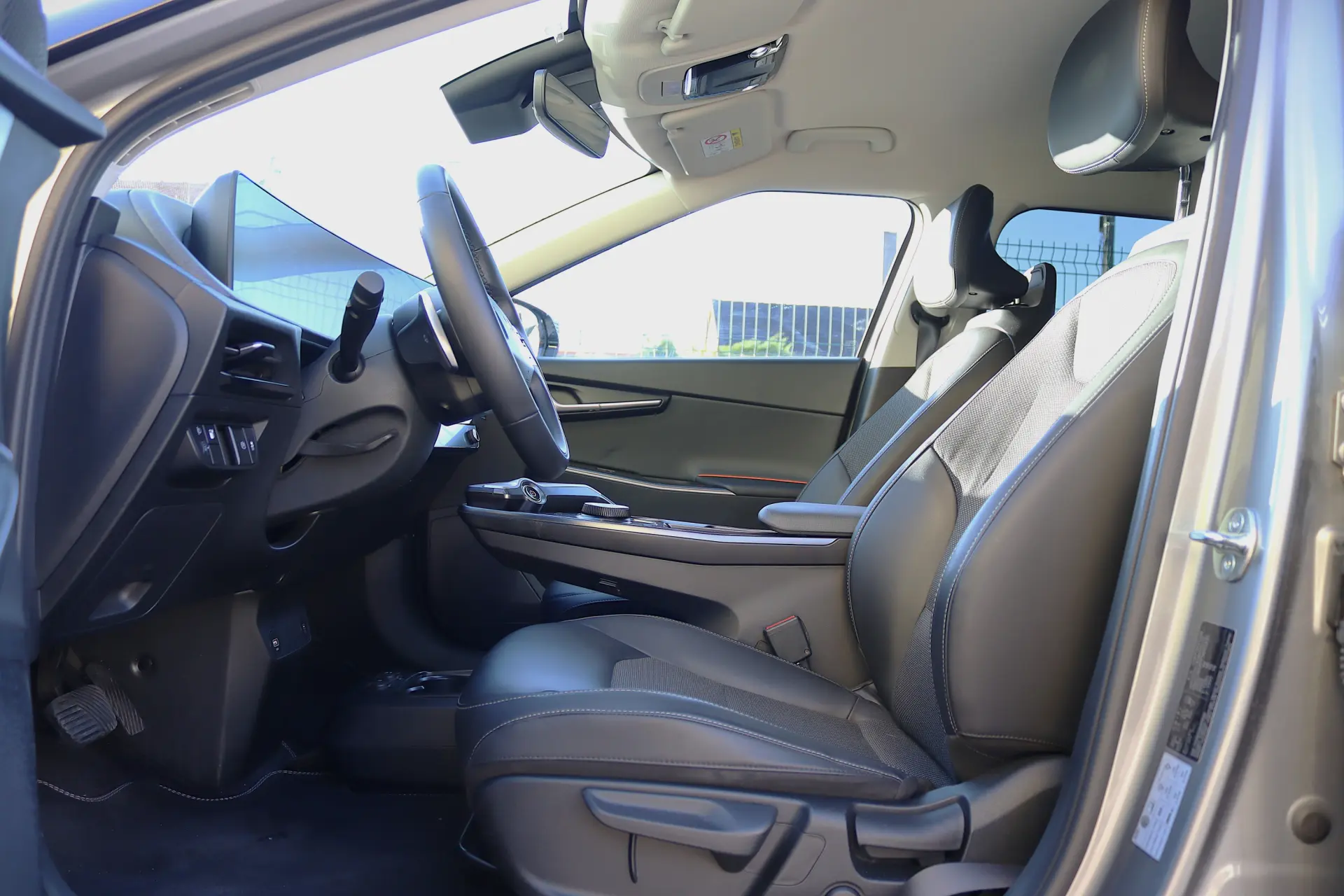 Kia EV6 84-kWh Air 16