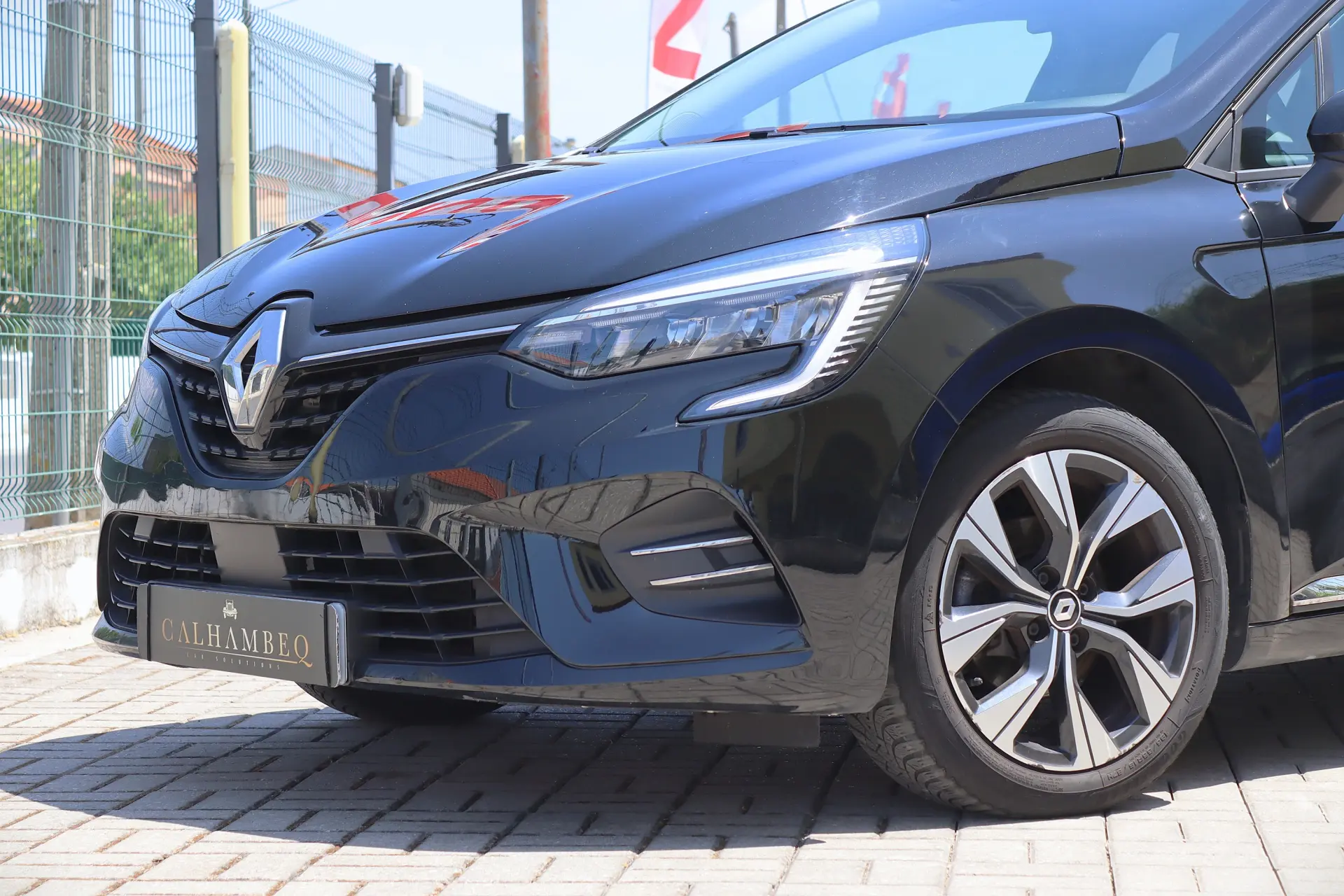 Renault Clio 1.0 TCe Exclusive 4