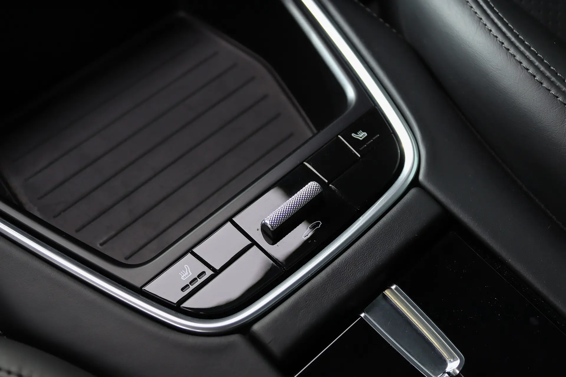 Porsche Panamera 4S Diesel 42