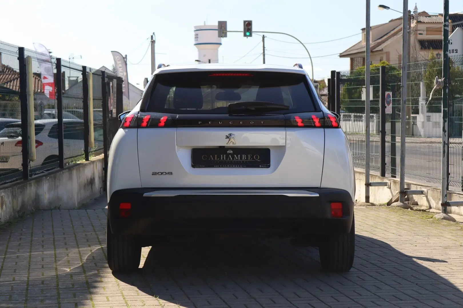 Peugeot 2008 1.5 BlueHDi Allure EAT8 8