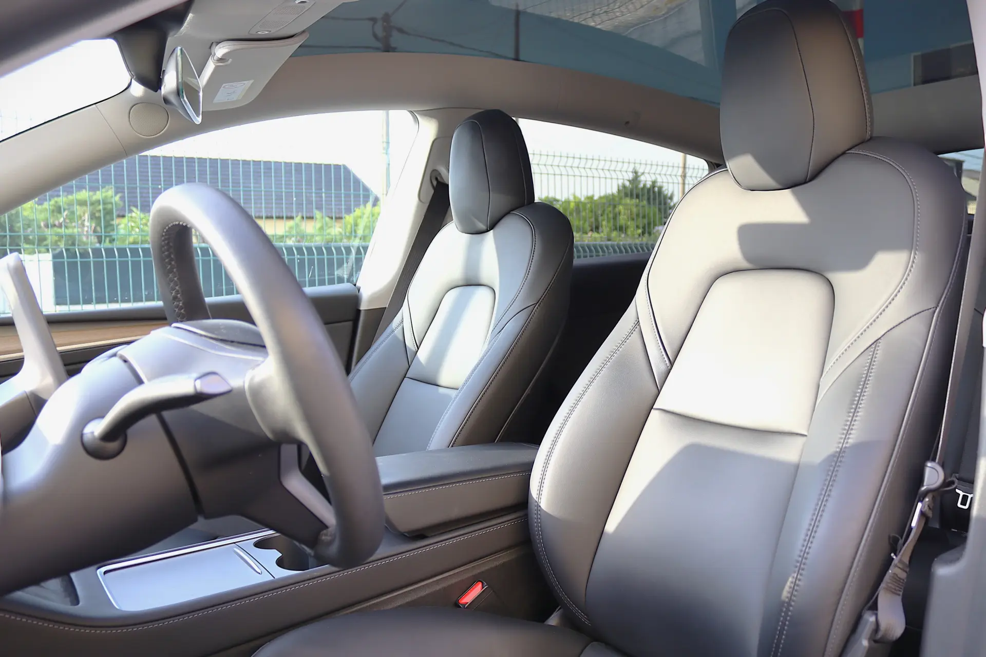 Tesla Model Y Standard 13