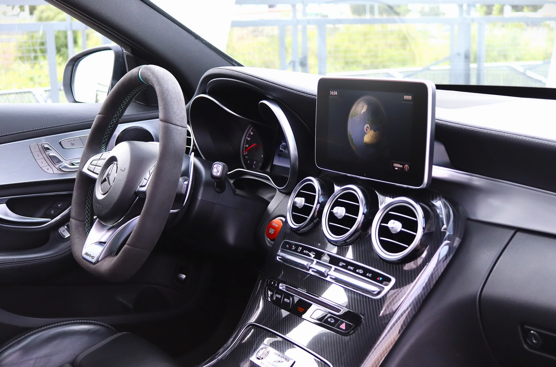 Mercedes-Benz C 63 AMG Special Edition 34