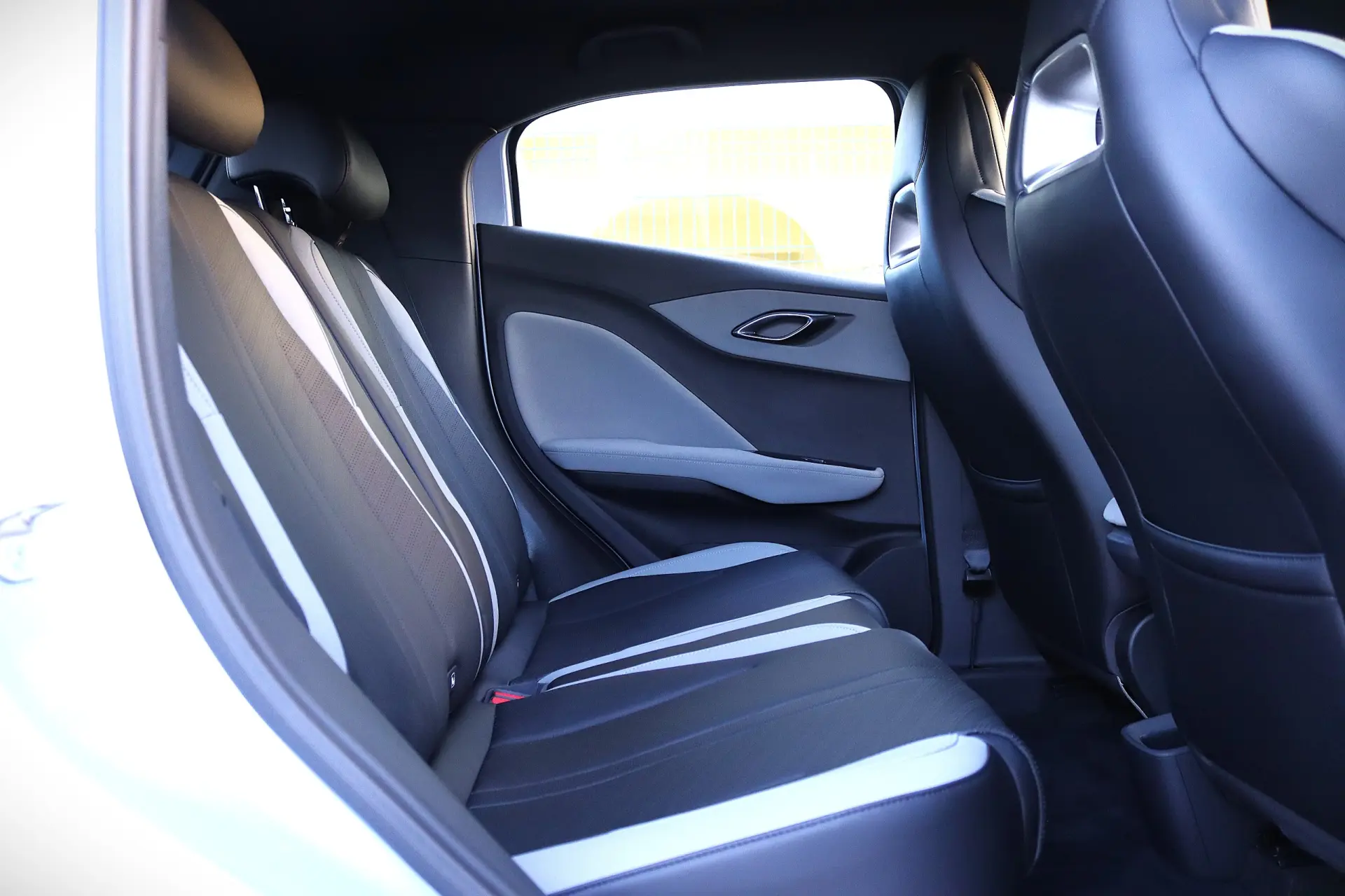 BYD Dolphin Surf 43.2 kWh Boost 32