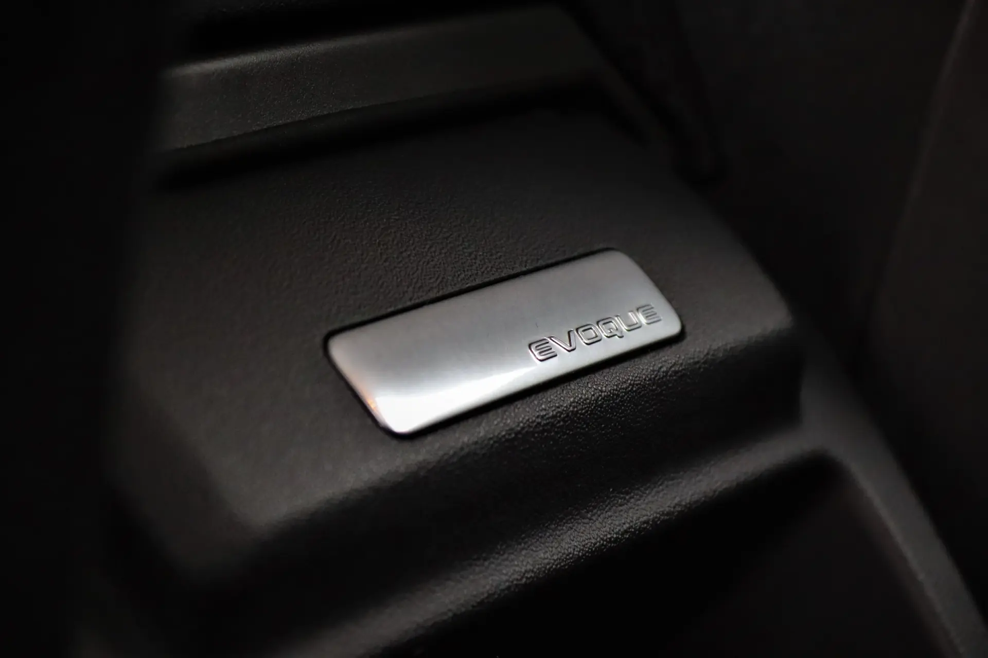 Land Rover Range Rover Evoque 2.0 TD4 SE Auto 10