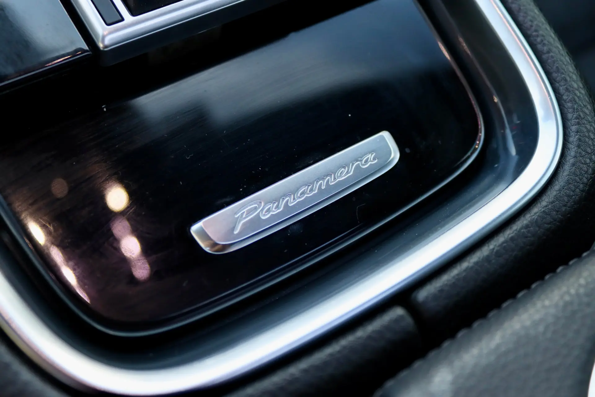 Porsche Panamera 4 E-Hybrid 30