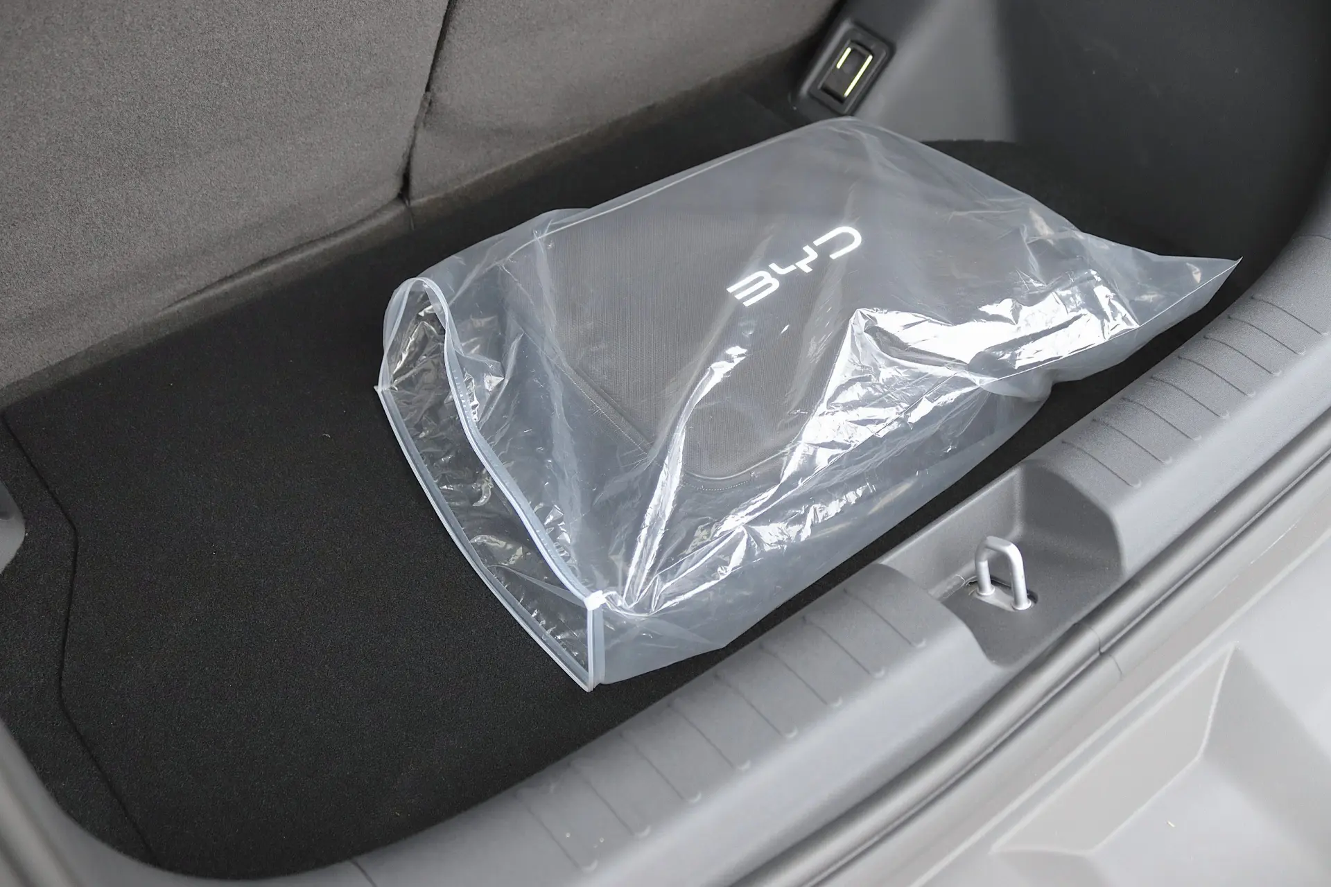 BYD Dolphin Surf 43.2 kWh Boost 31