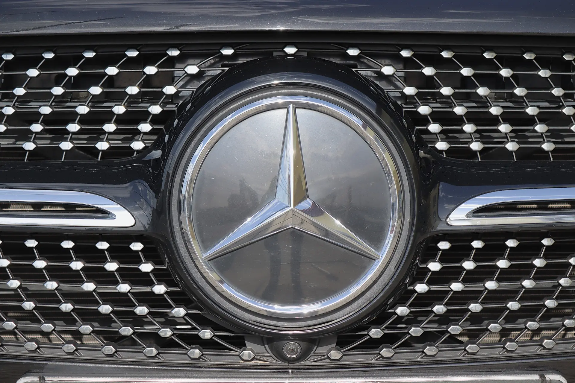 Mercedes-Benz GLE 300 d 4Matic 9G-TRONIC AMG Line 10