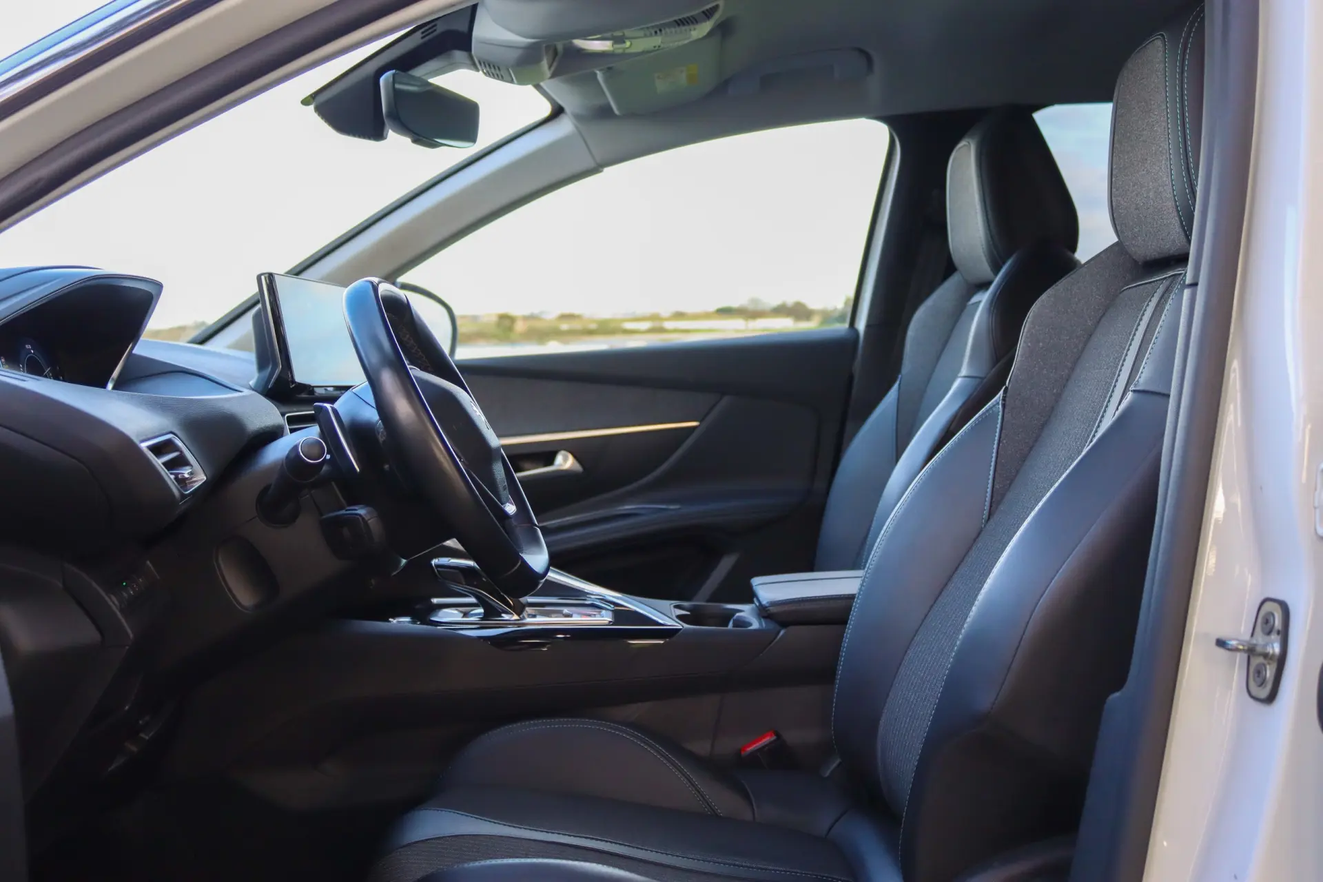 Peugeot 3008 1.6 Hybrid Allure Pack e-EAT8 22