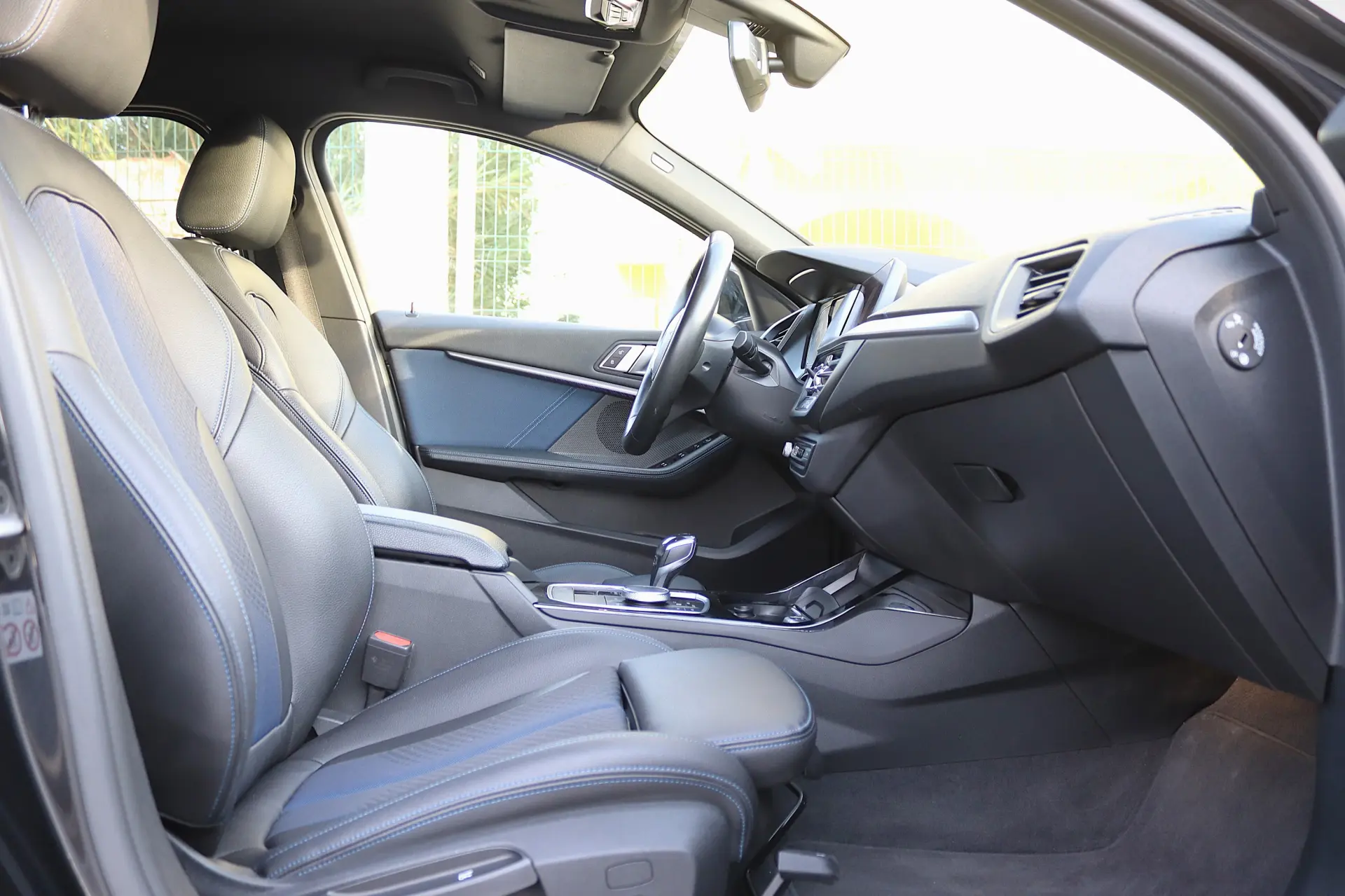 BMW 120 d Pack Desportivo M 28